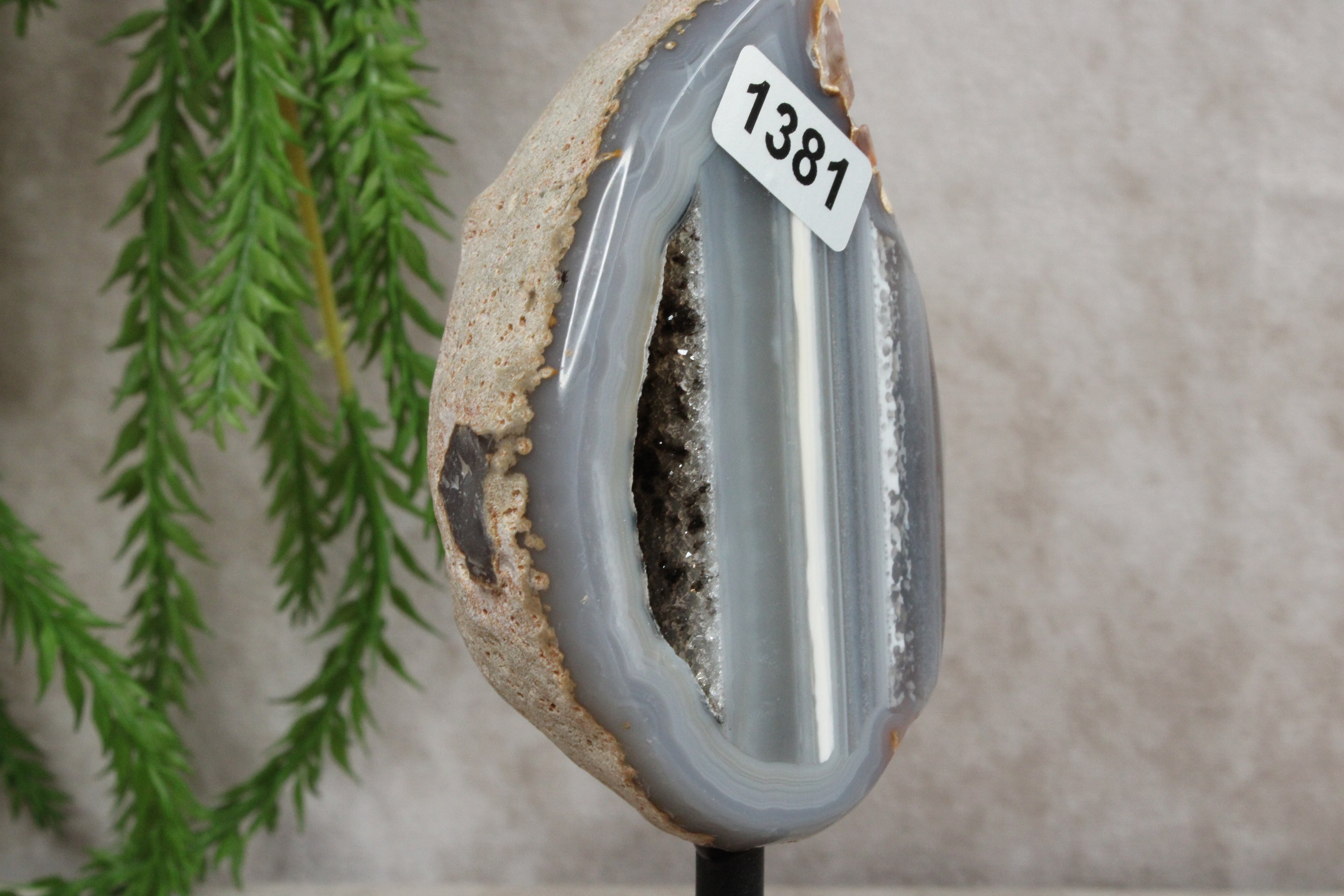 Agaat op standaard #1381