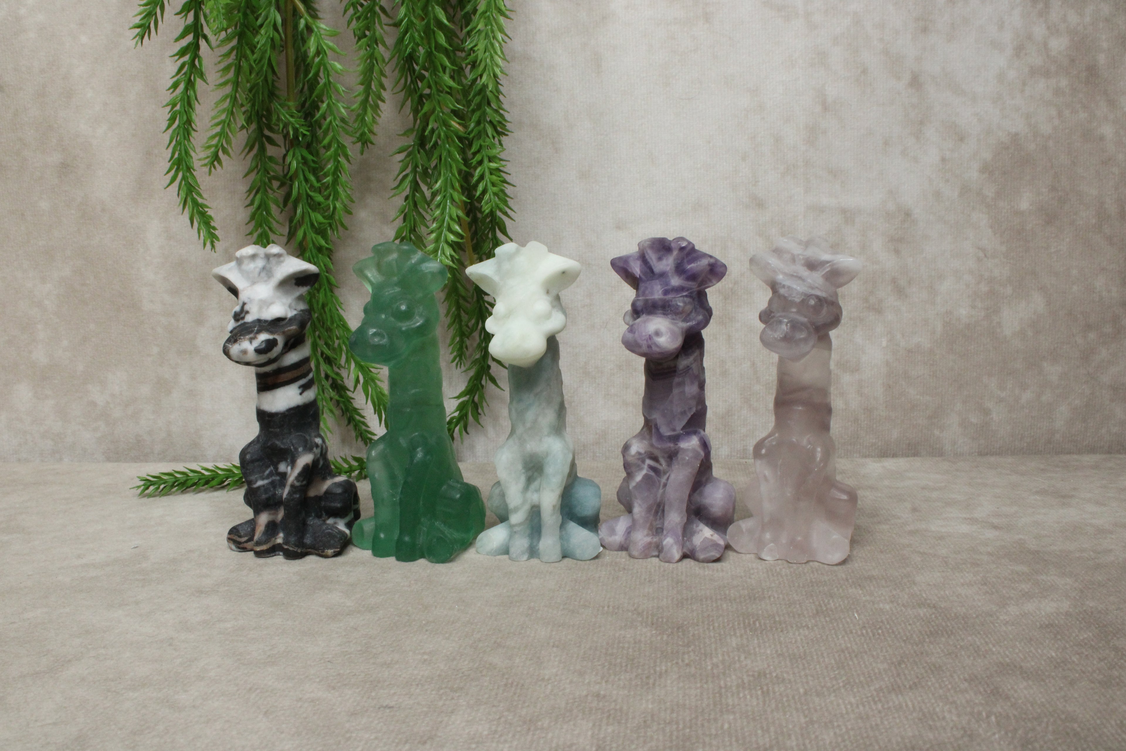 Giraf in verschillende steensoorten