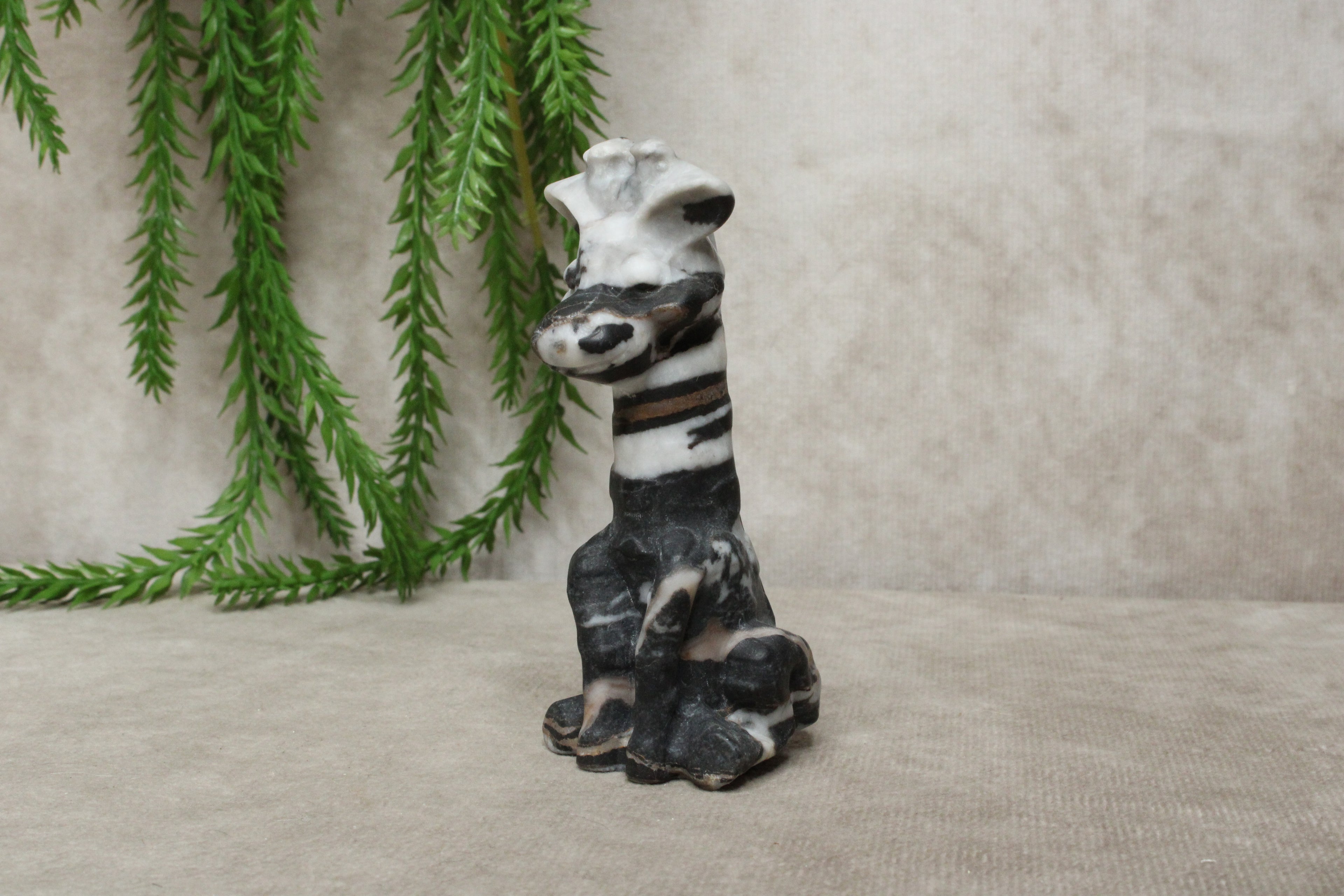 Giraf in verschillende steensoorten