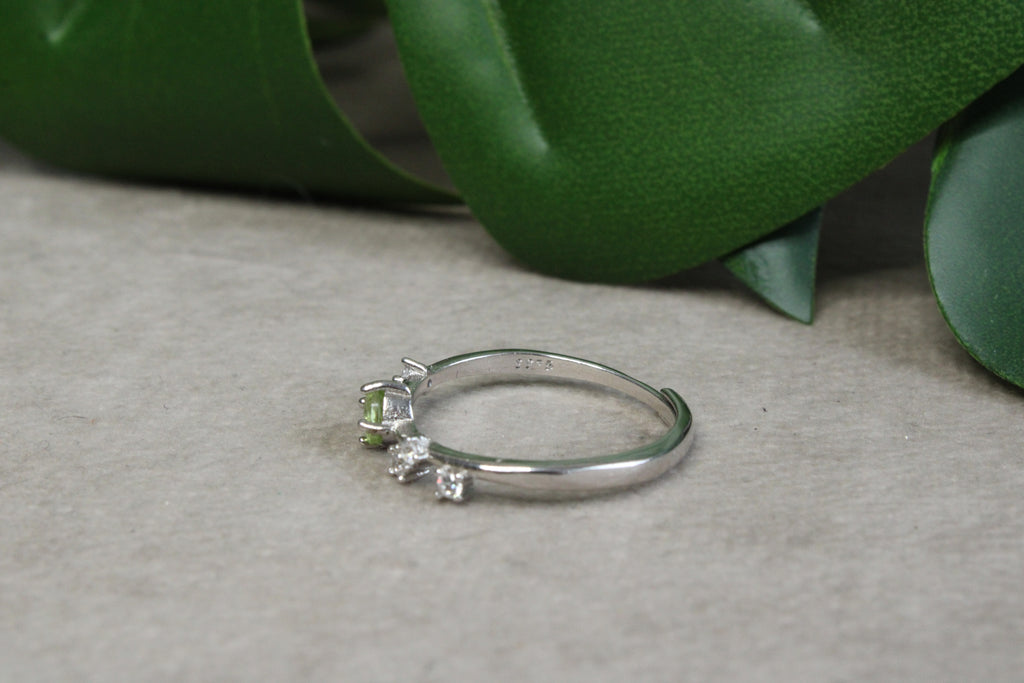 Ring peridoot
