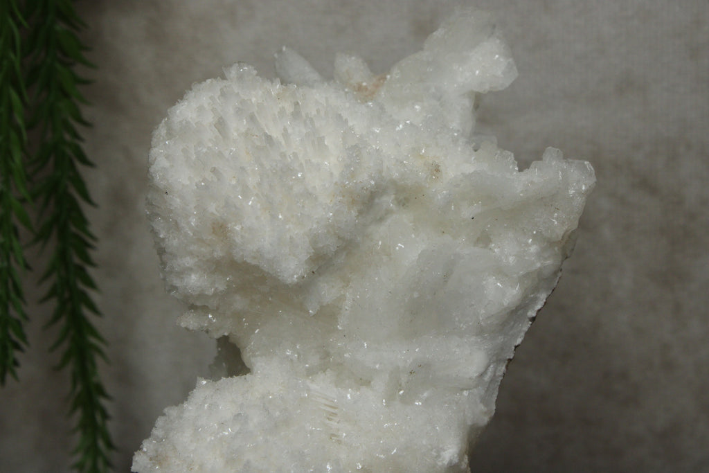 Witte aragoniet cluster #1048