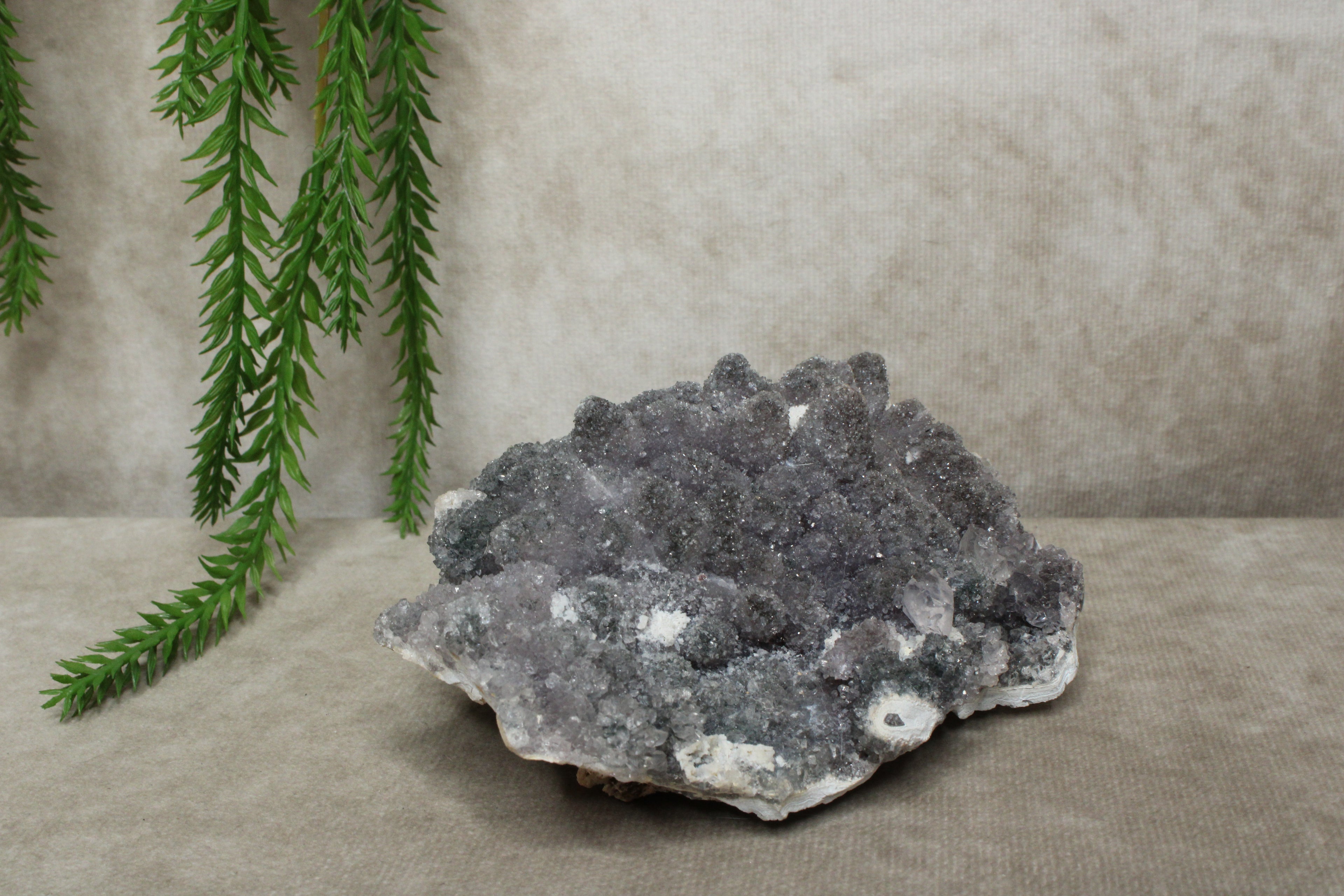 Chalcedoon met kwarts cluster #0397