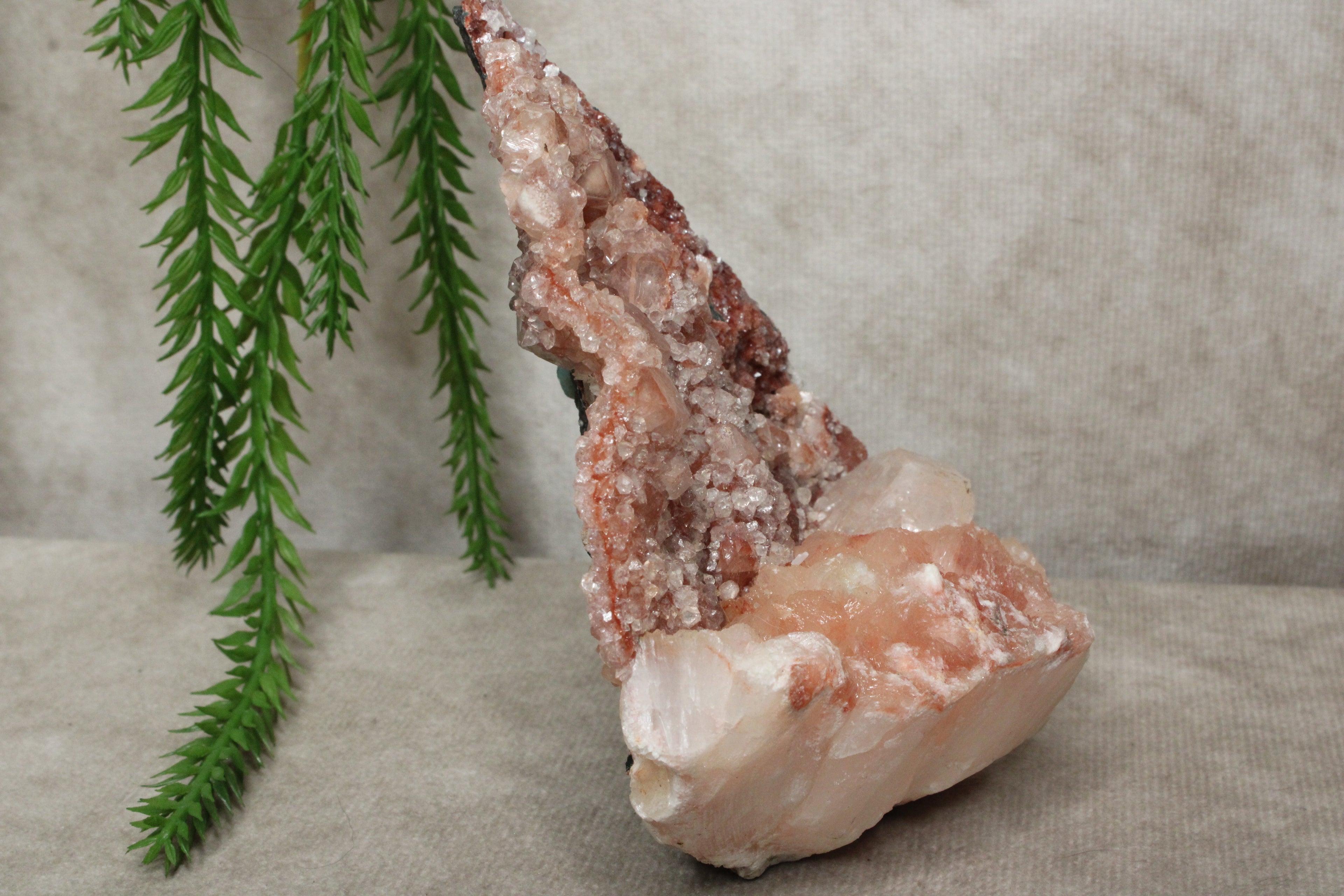 Stilbiet / Calciet / Kwarts cluster