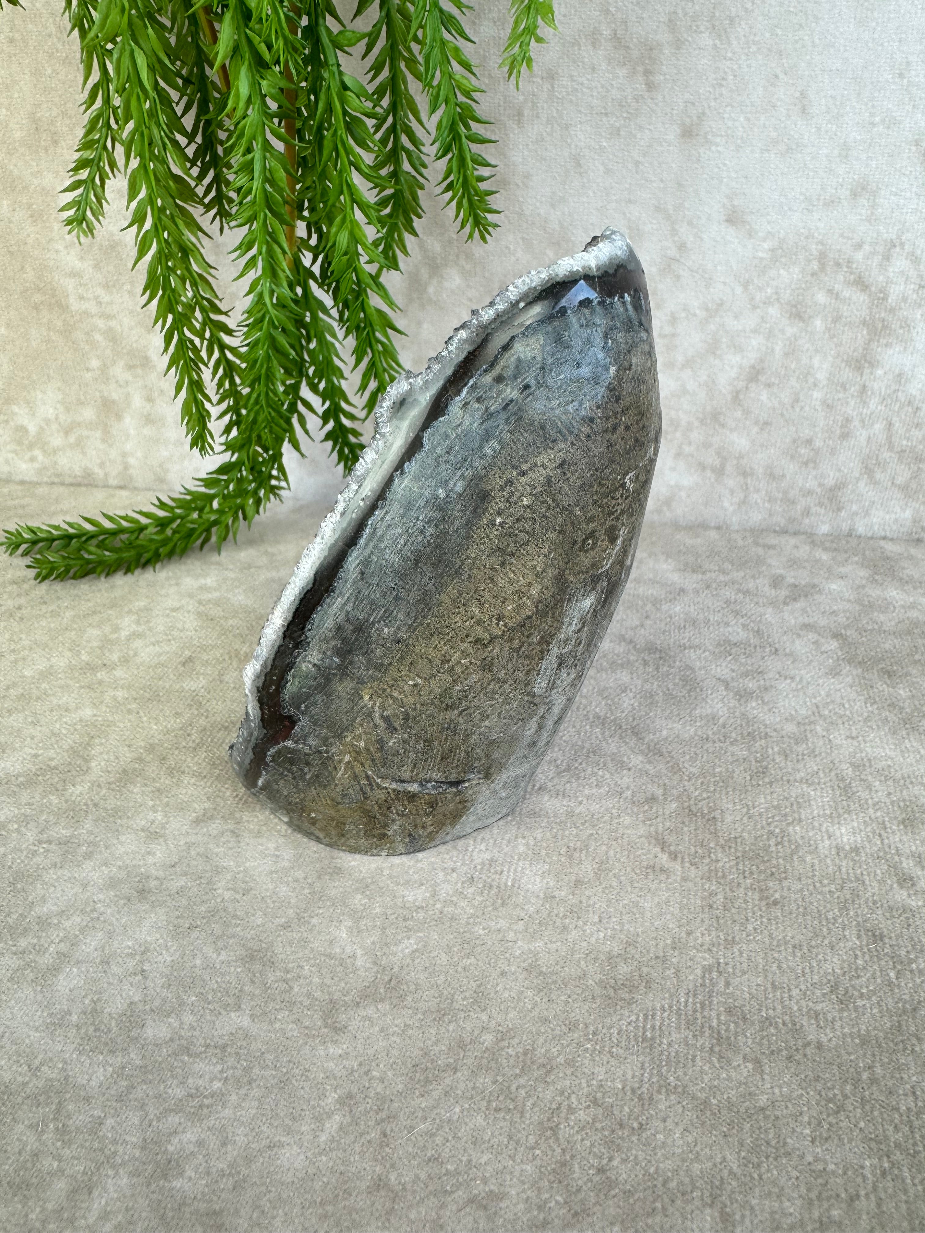 Galaxy amethist #1575