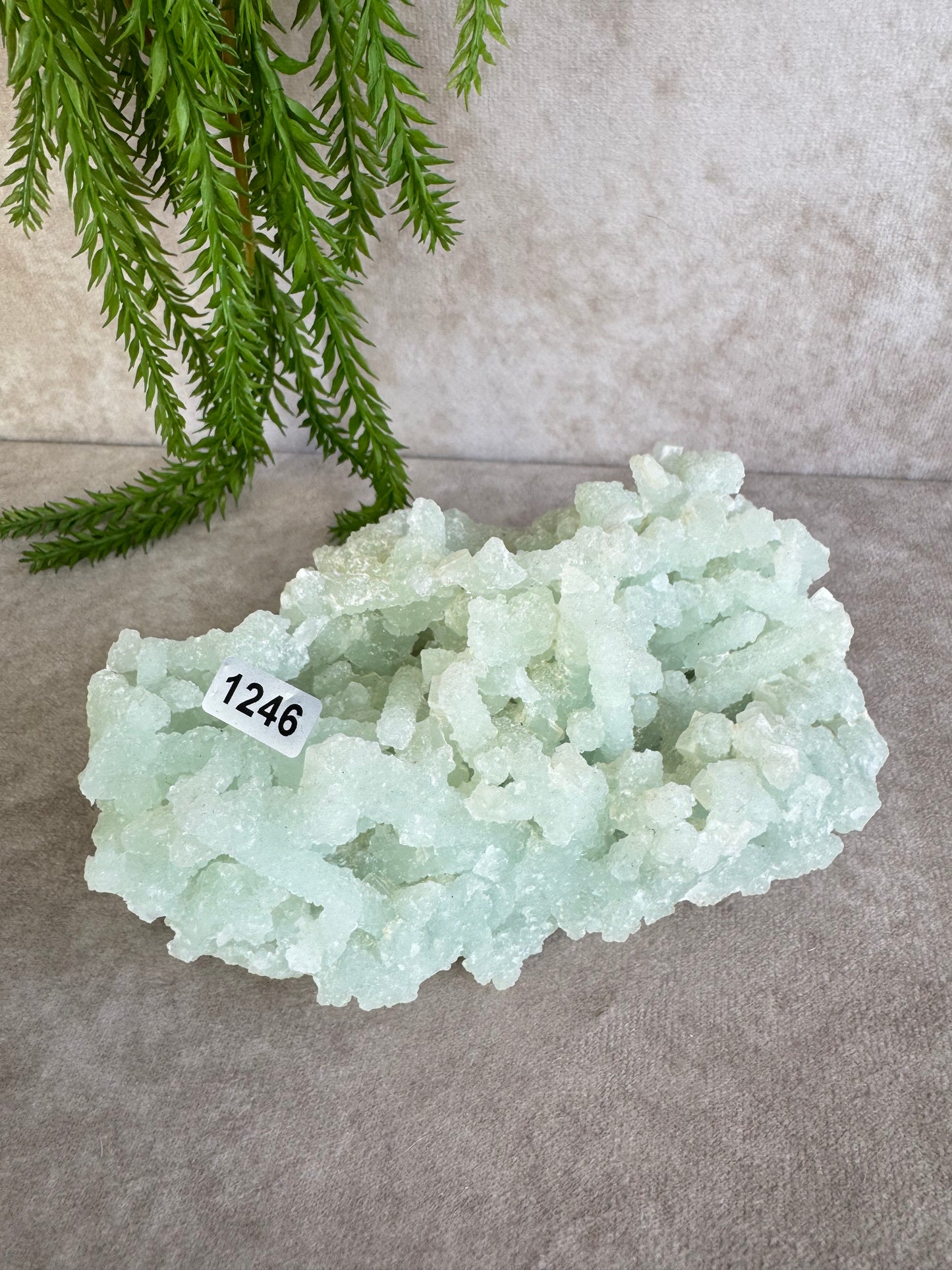 Prehniet cluster #1246
