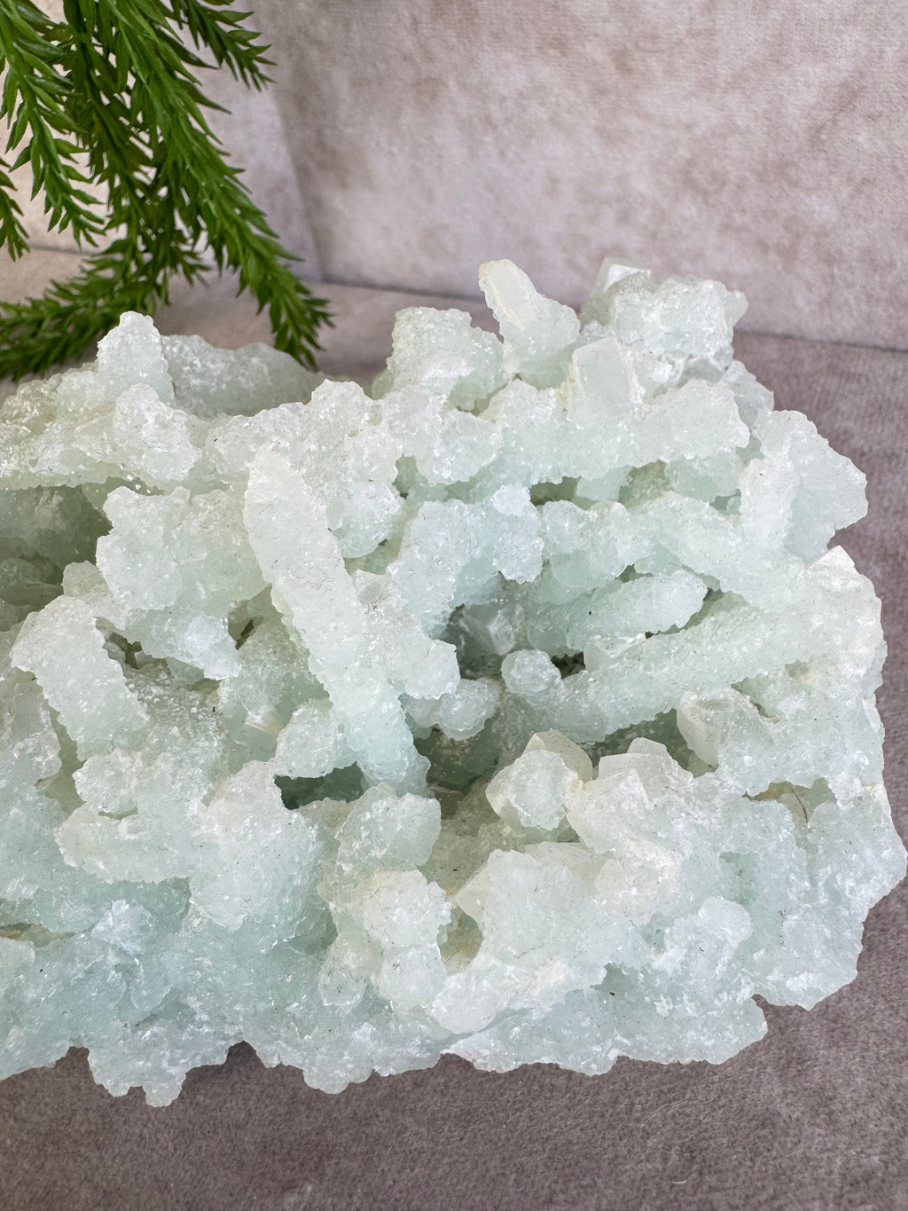 Prehniet cluster #1246