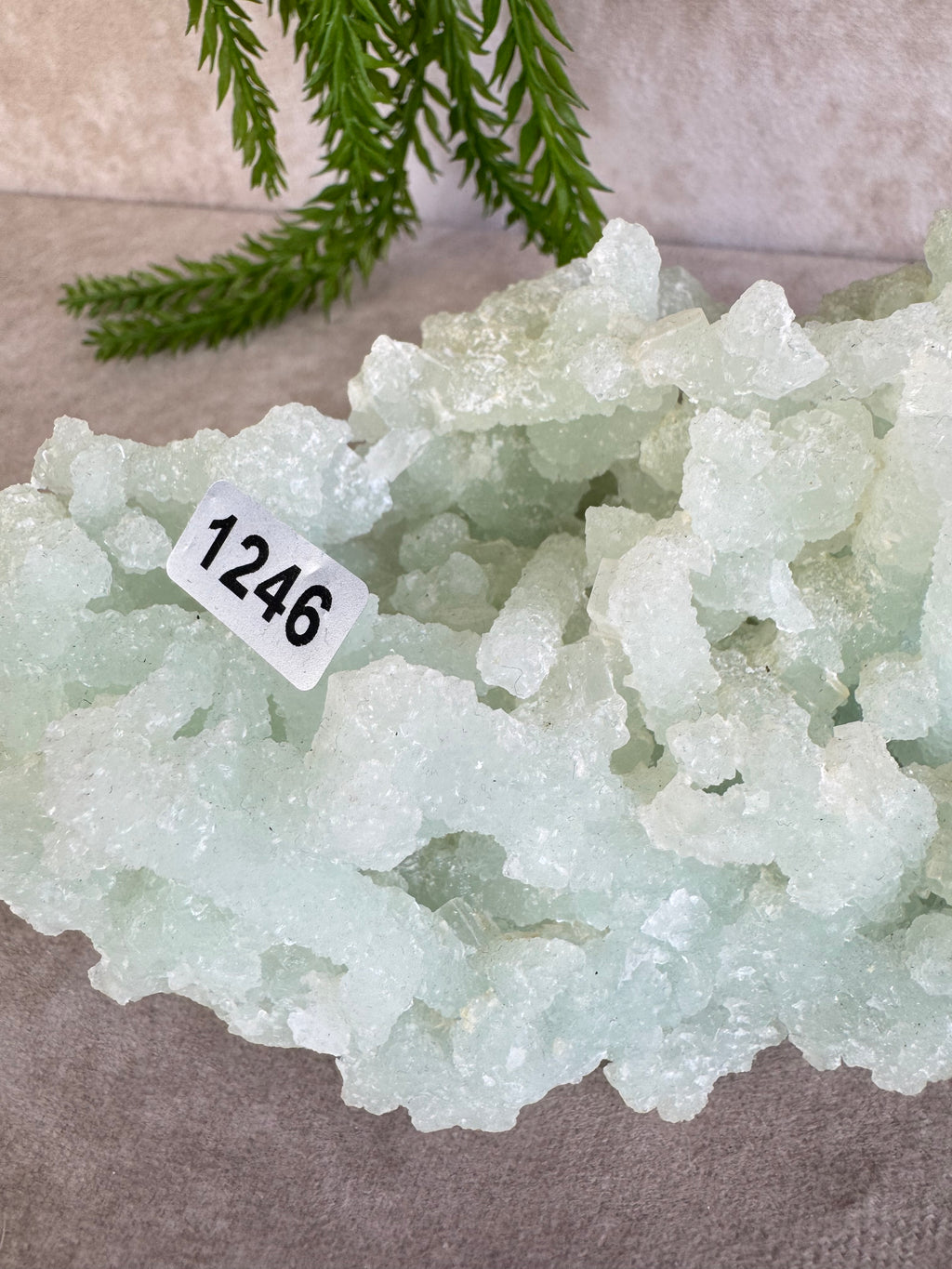 Prehniet cluster #1246