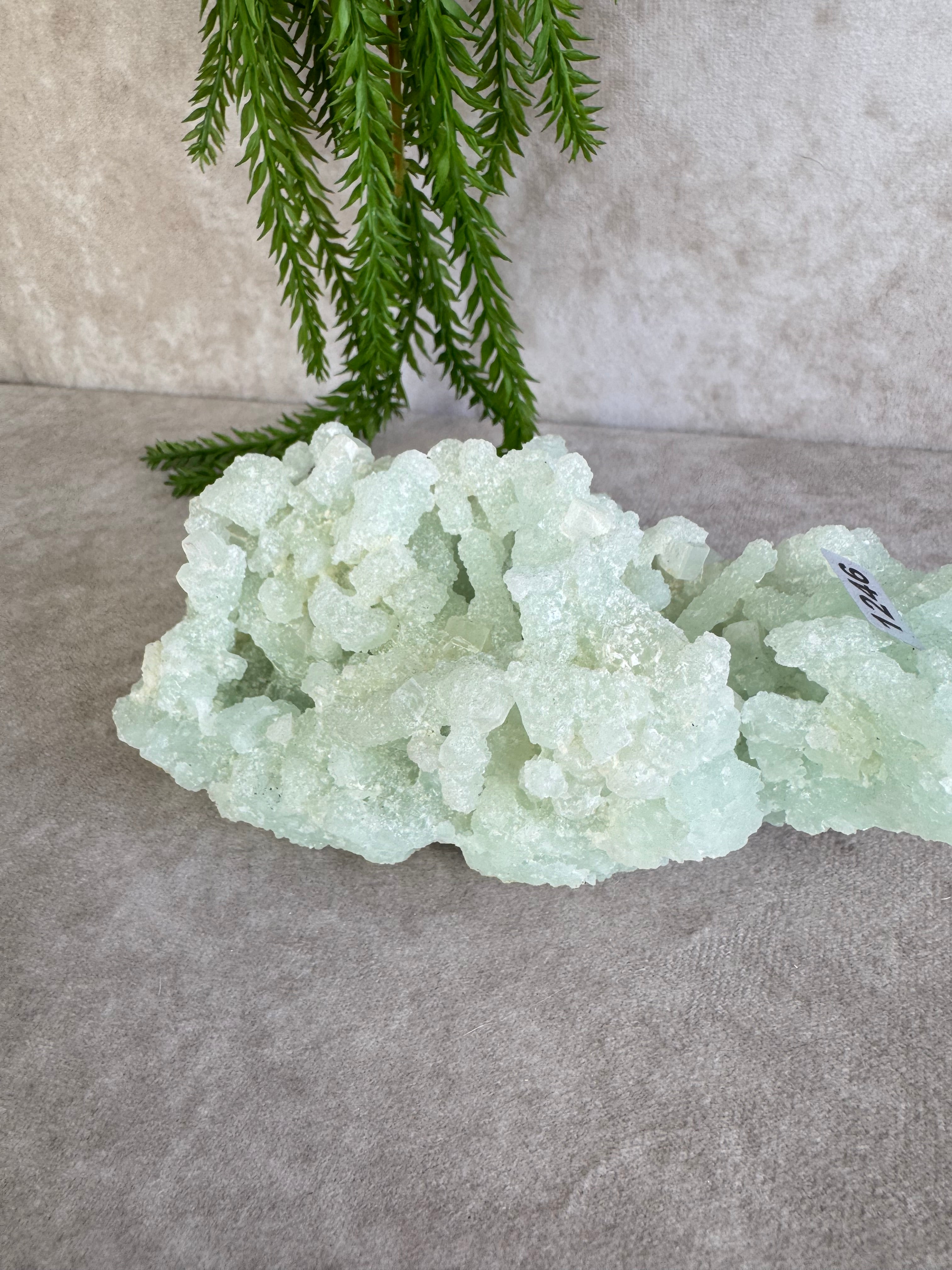 Prehniet cluster #1246