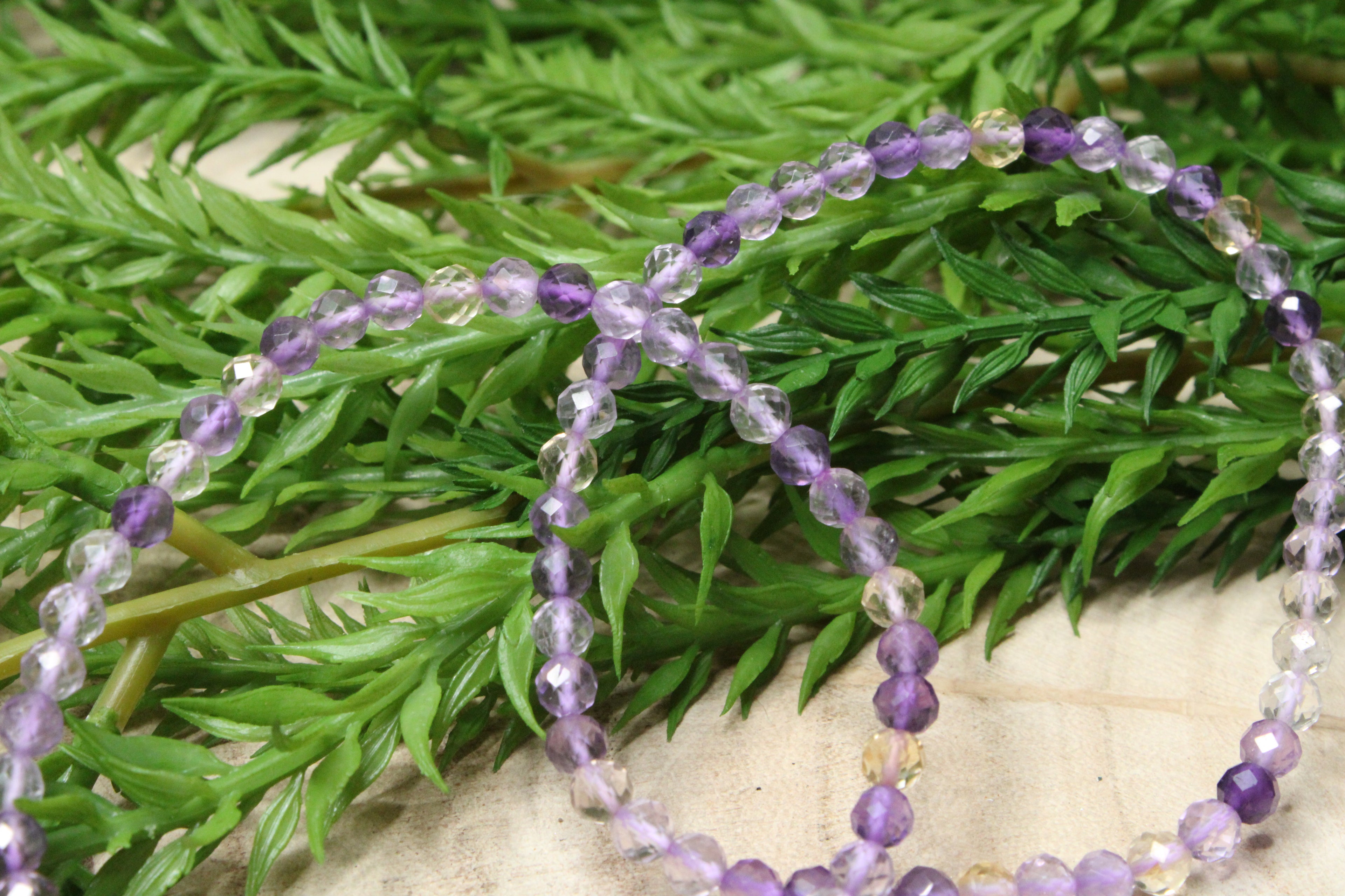 Amethist armbandje Facet geslepen 4mm