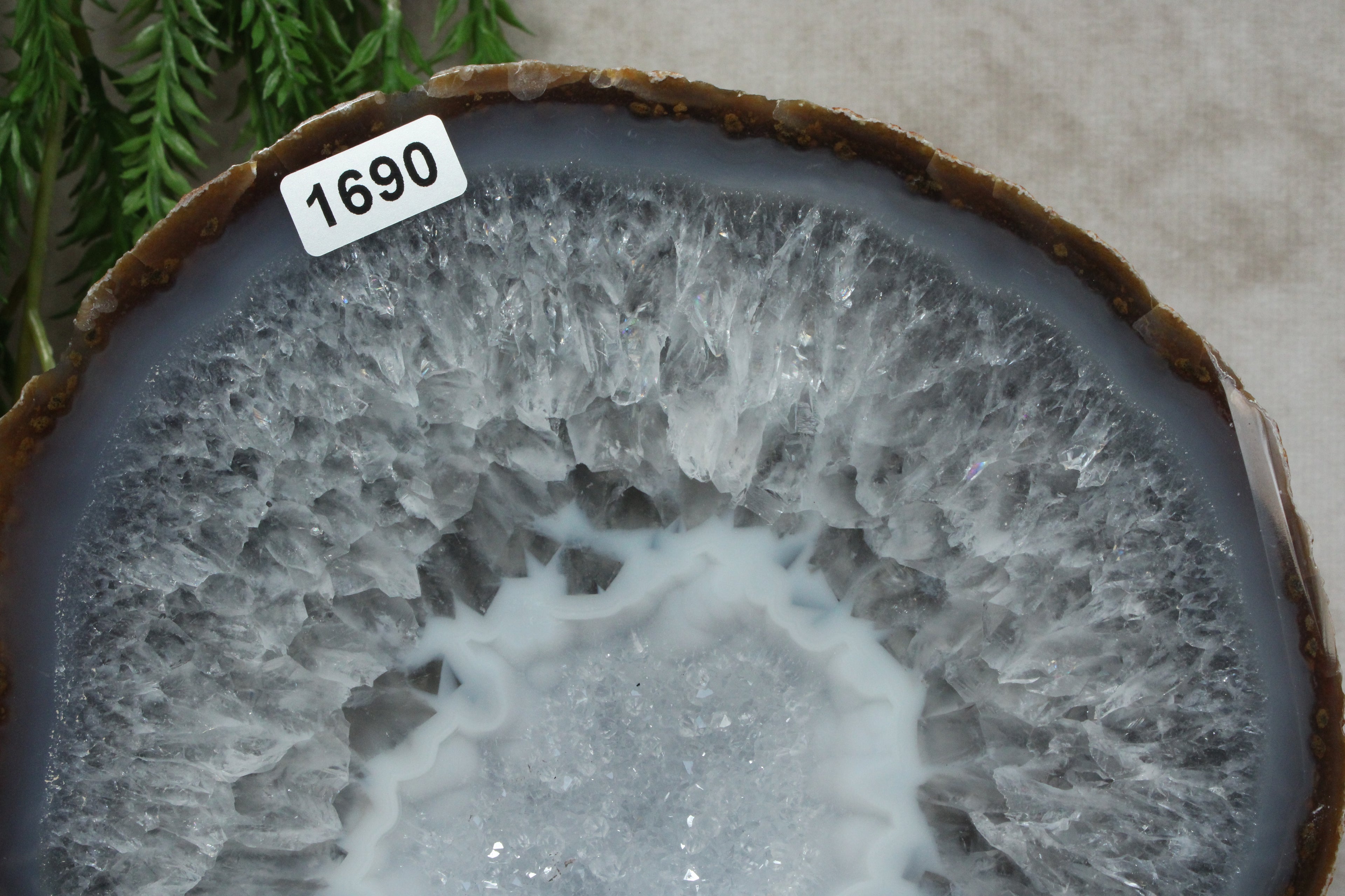 Agaat op standaard #1690