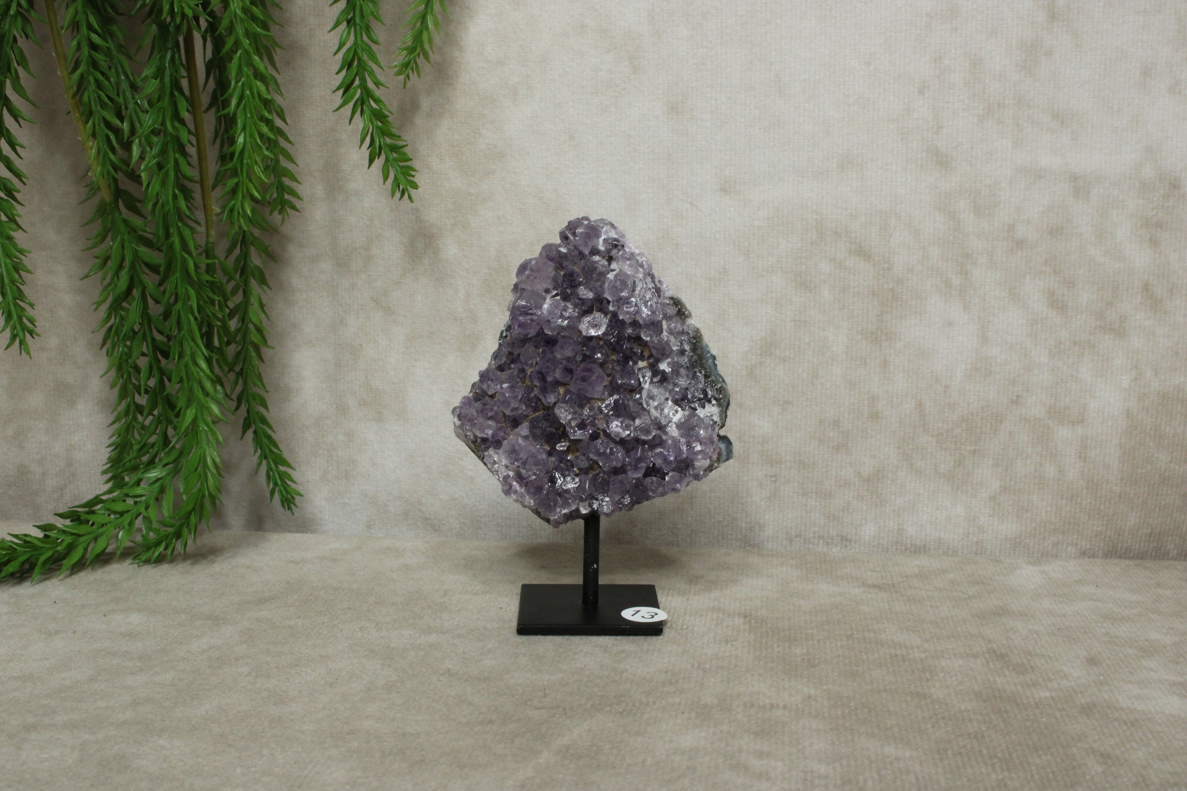 Amethist op standaard #13