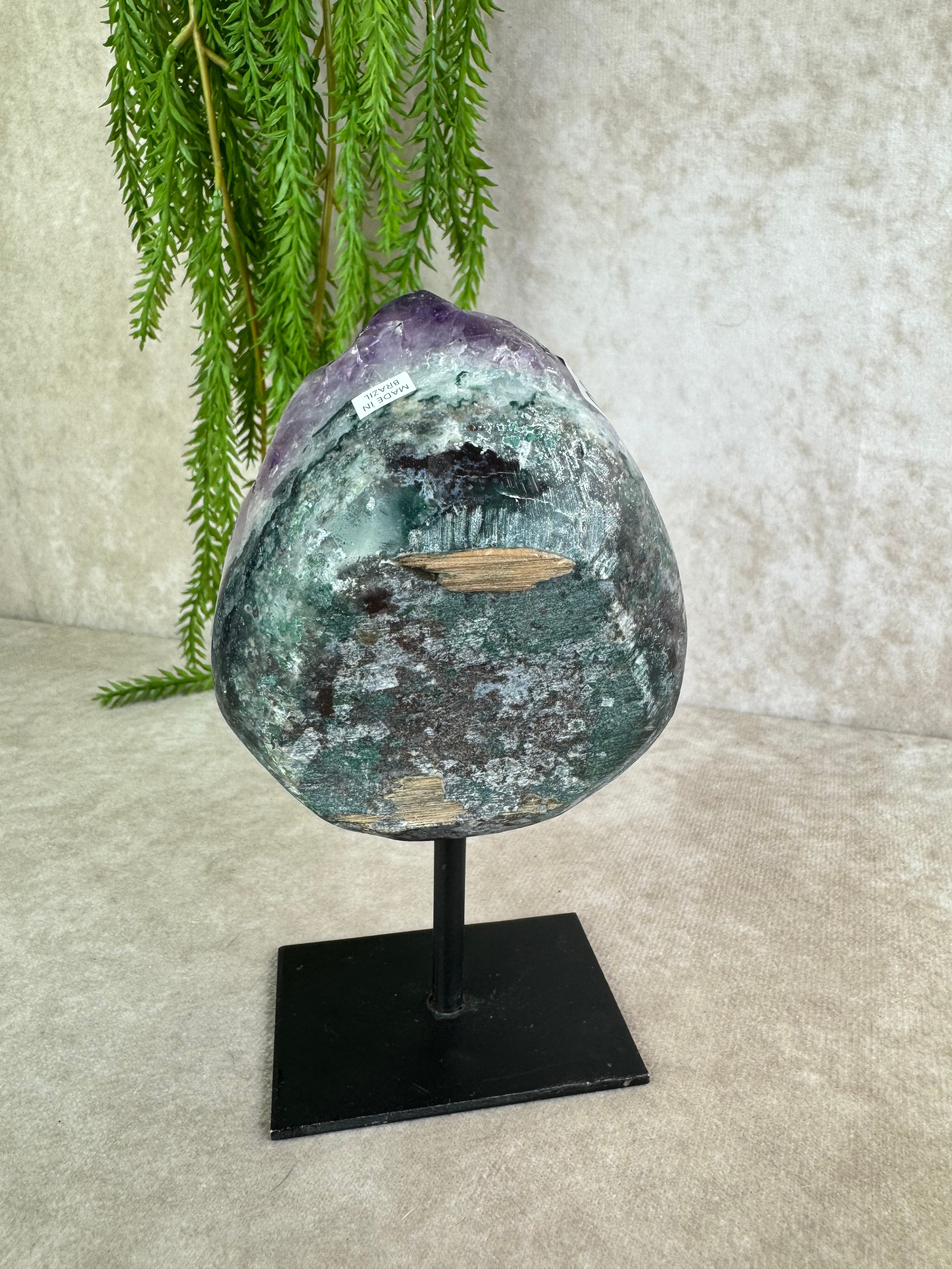 Amethist op standaard #0090