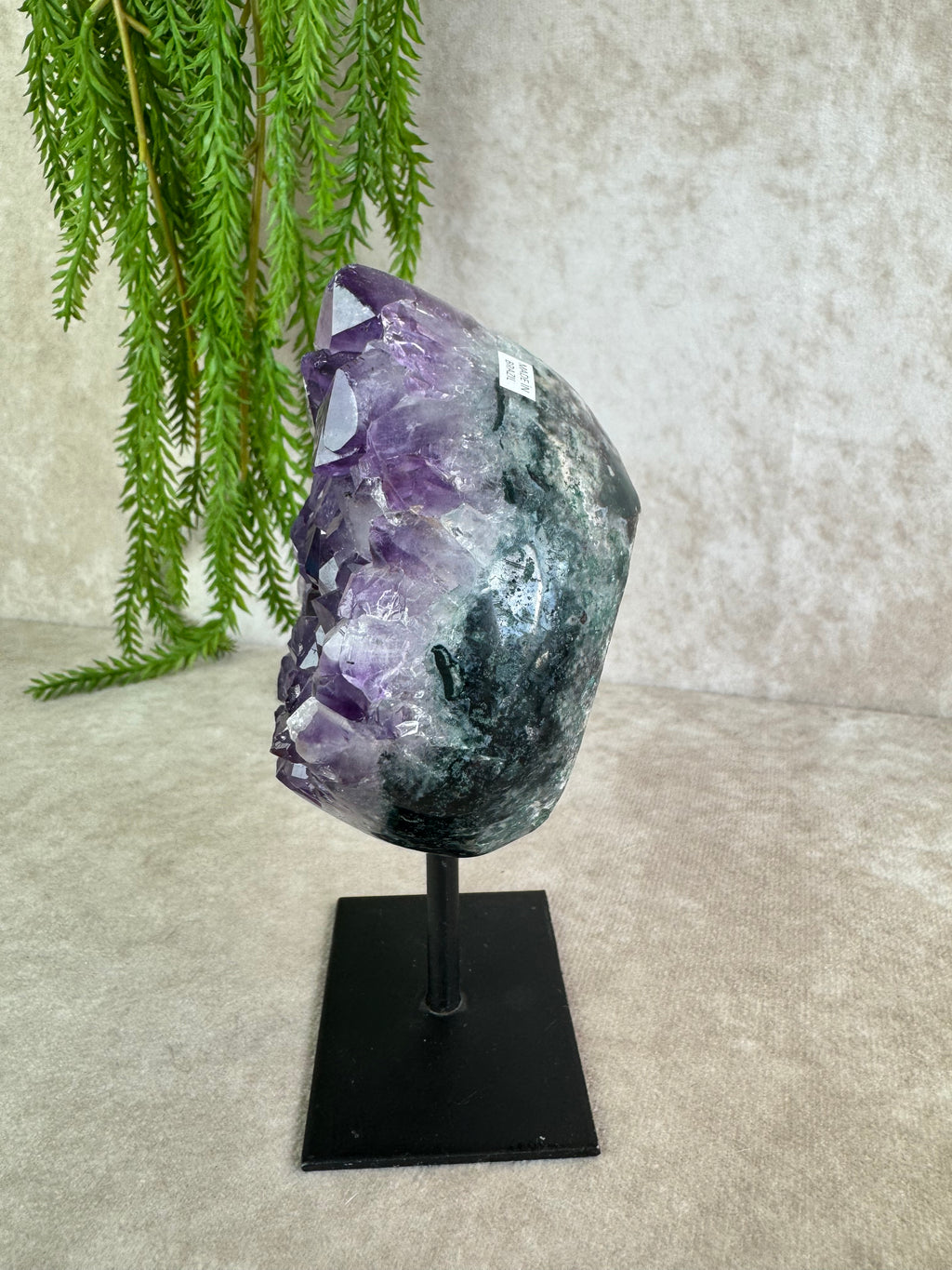 Amethist op standaard #0090