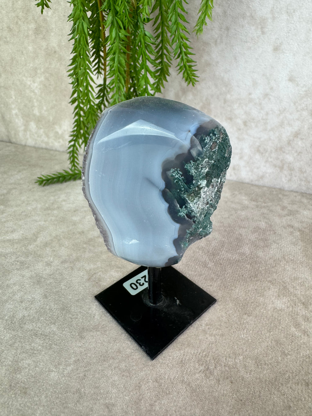 Amethist op standaard #1230