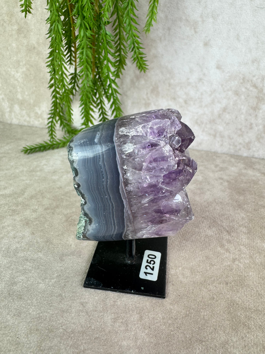Amethist op standaard #1250