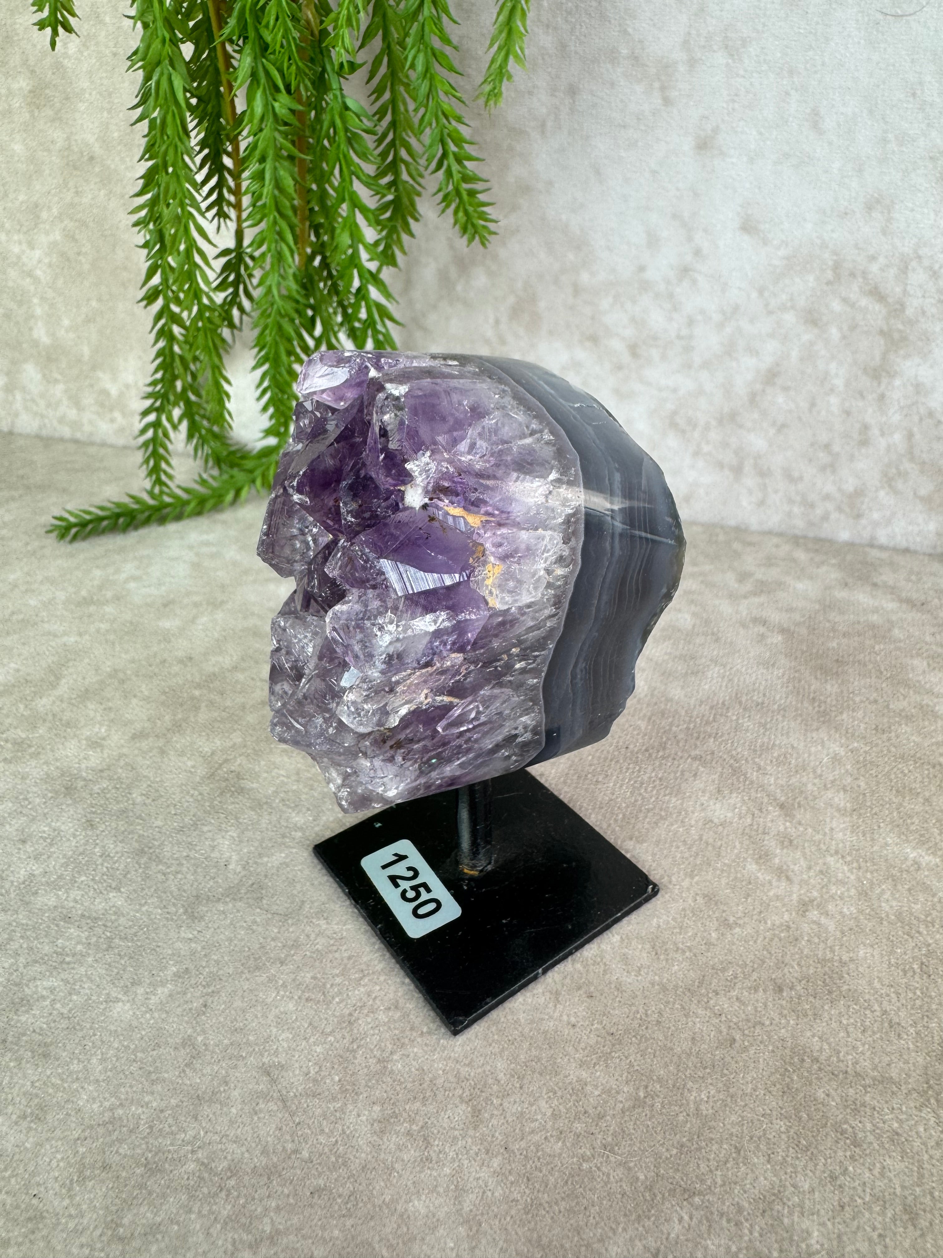 Amethist op standaard #1250