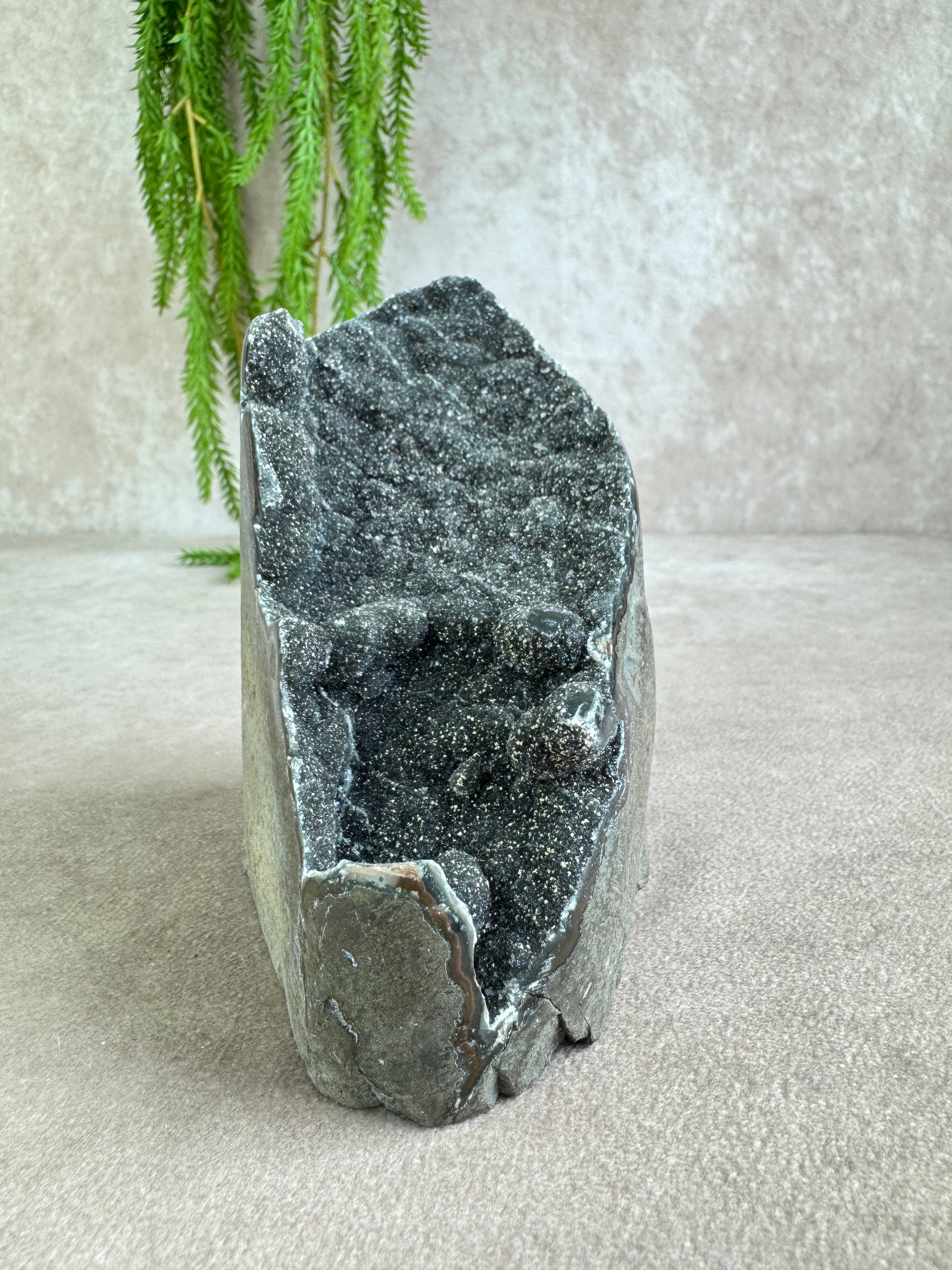 Black amethist #1606