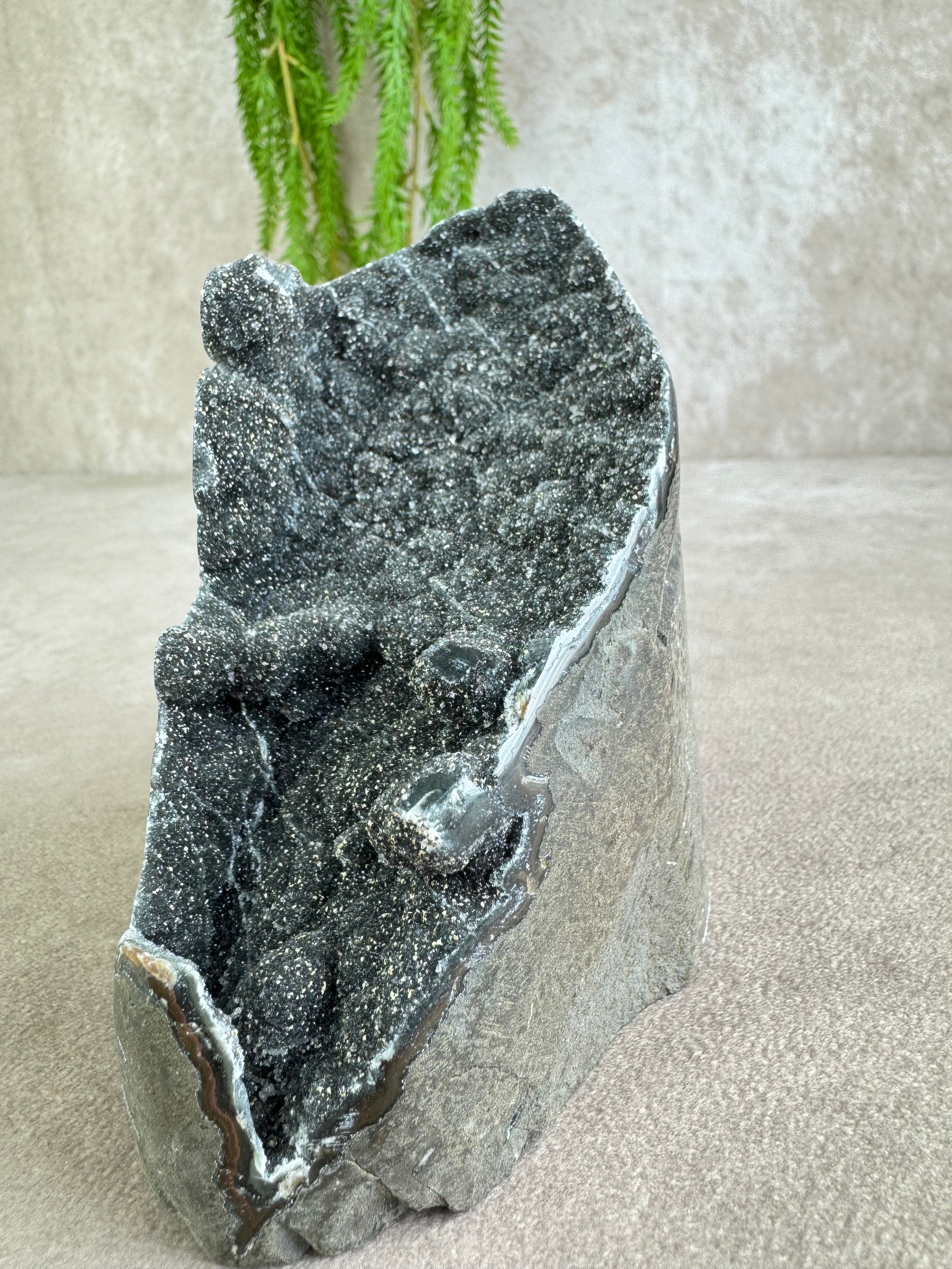 Black amethist #1606