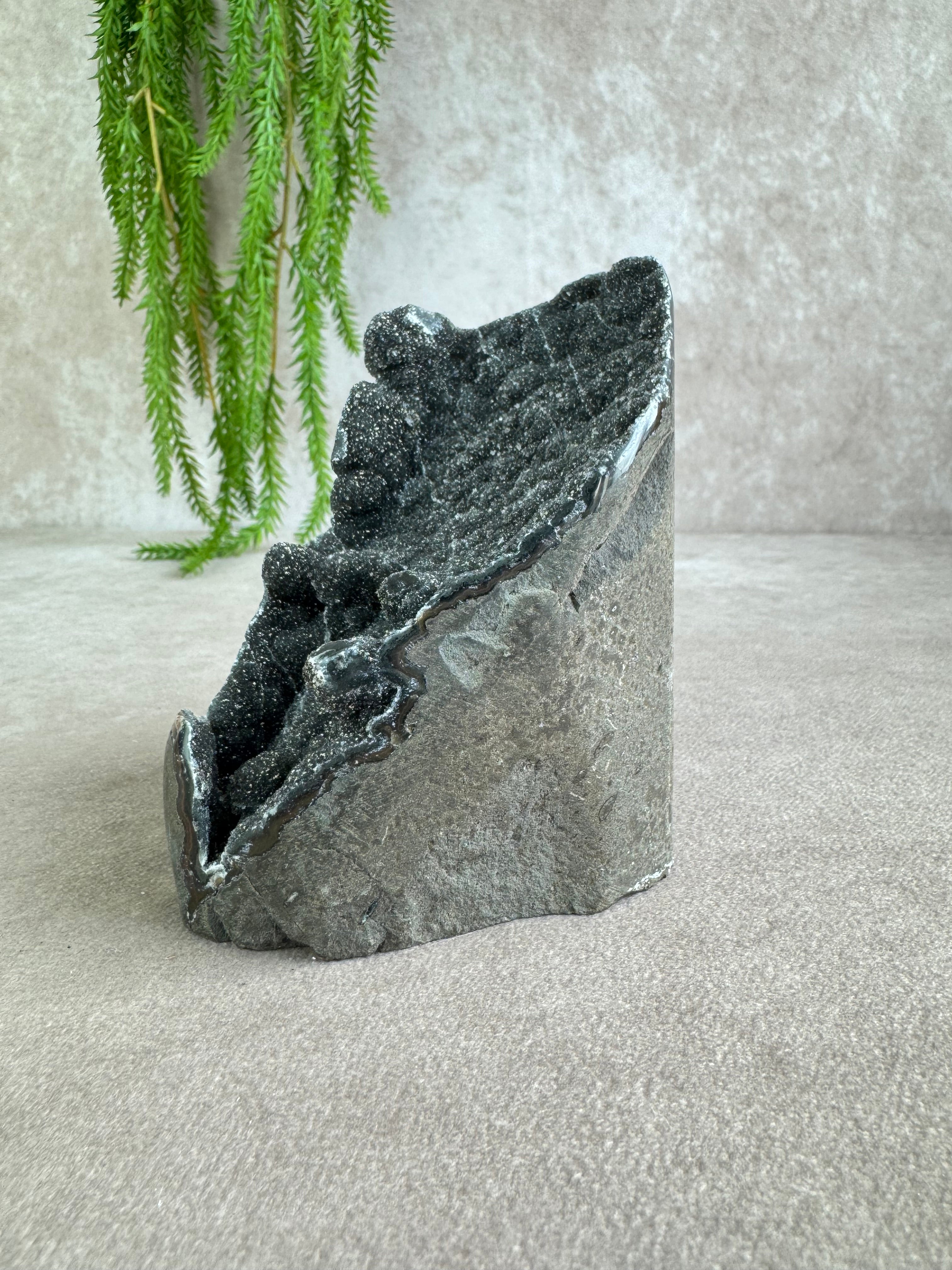 Black amethist #1606