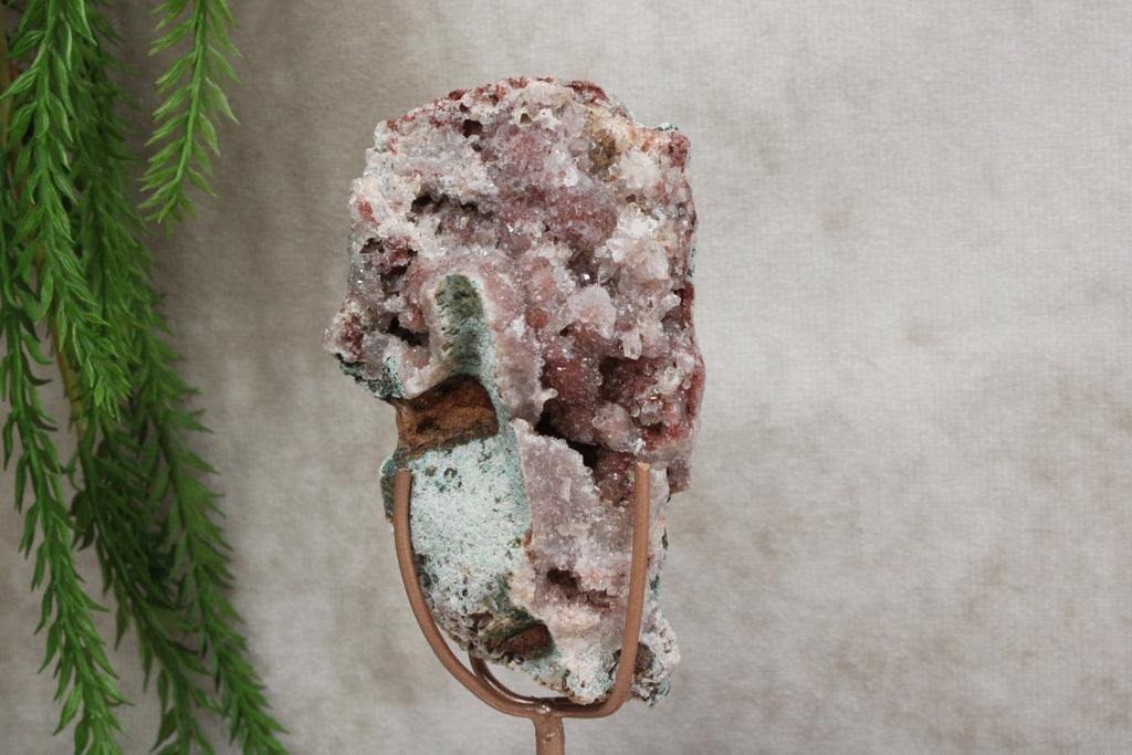 Roze amethist op standaard #1671