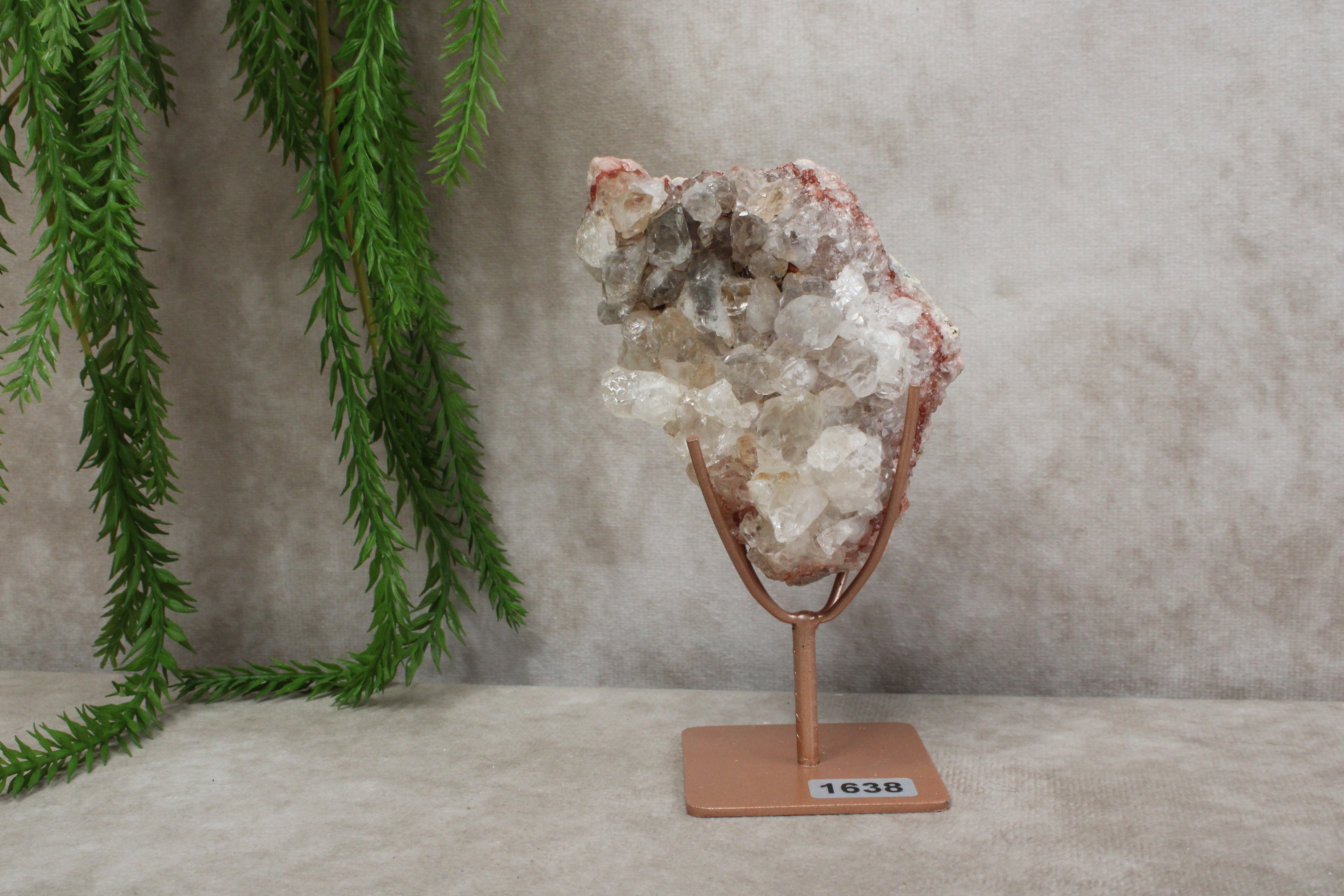 Roze amethist cluster op standaard #1638