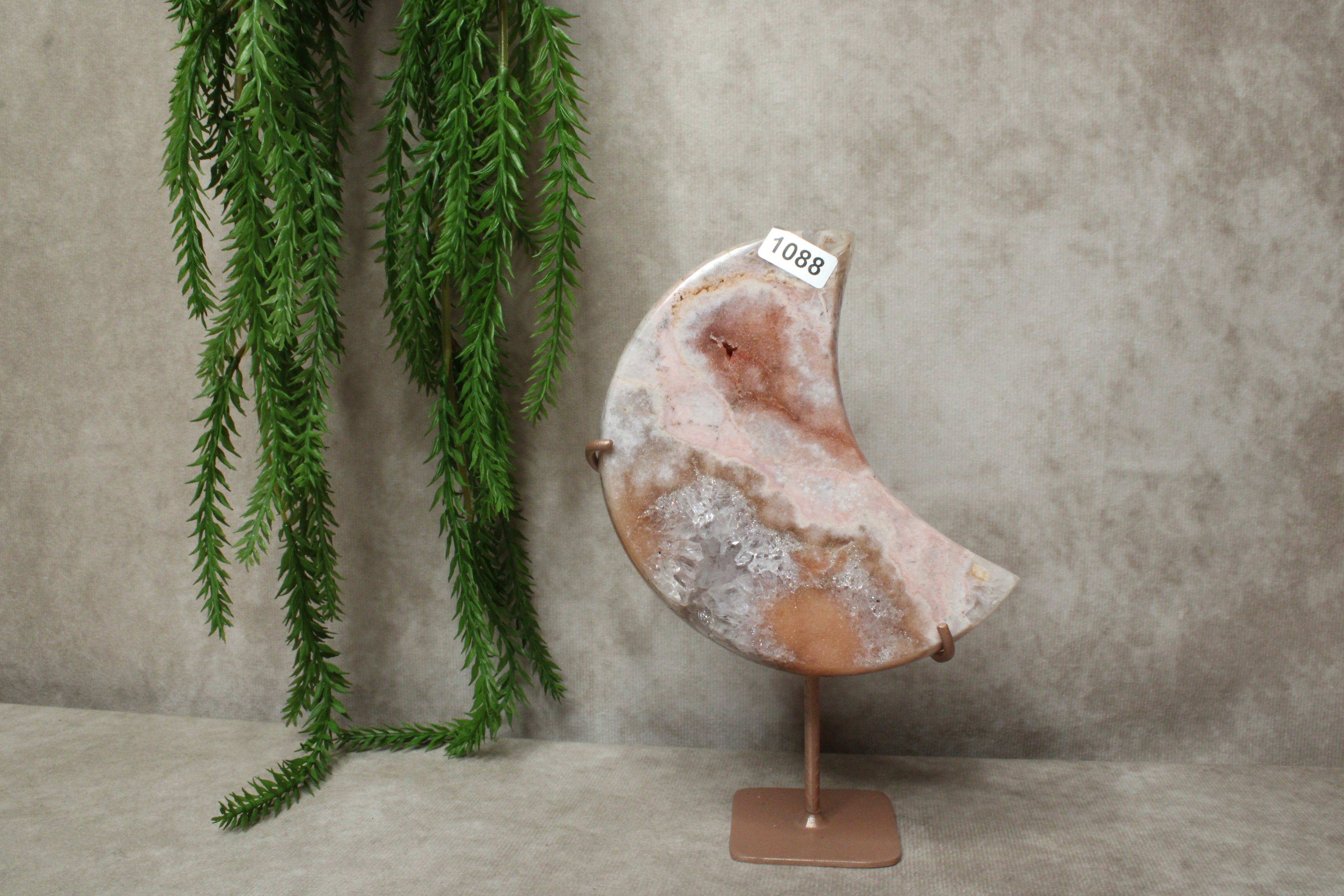 Roze amethist maan #1088