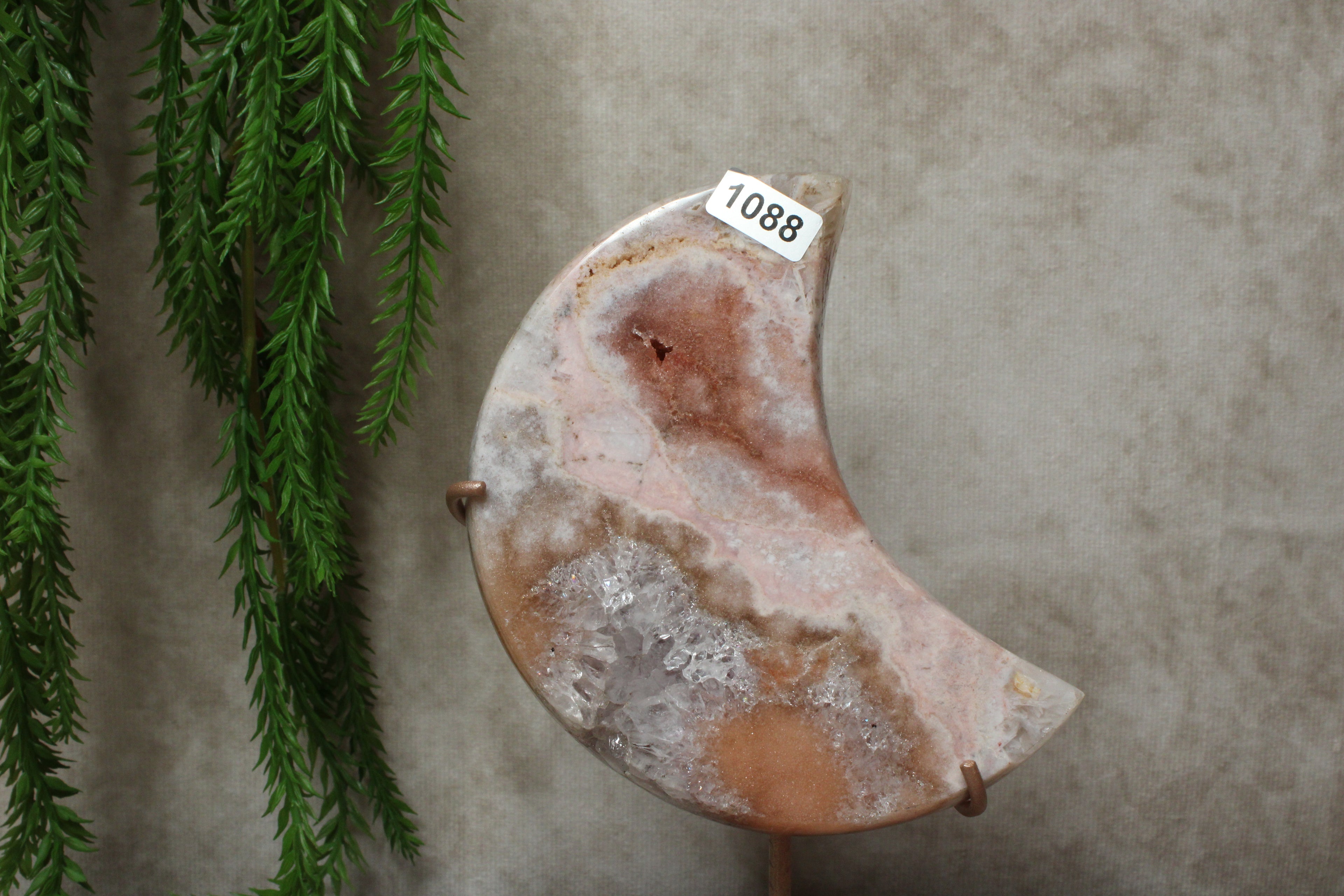 Roze amethist maan #1088