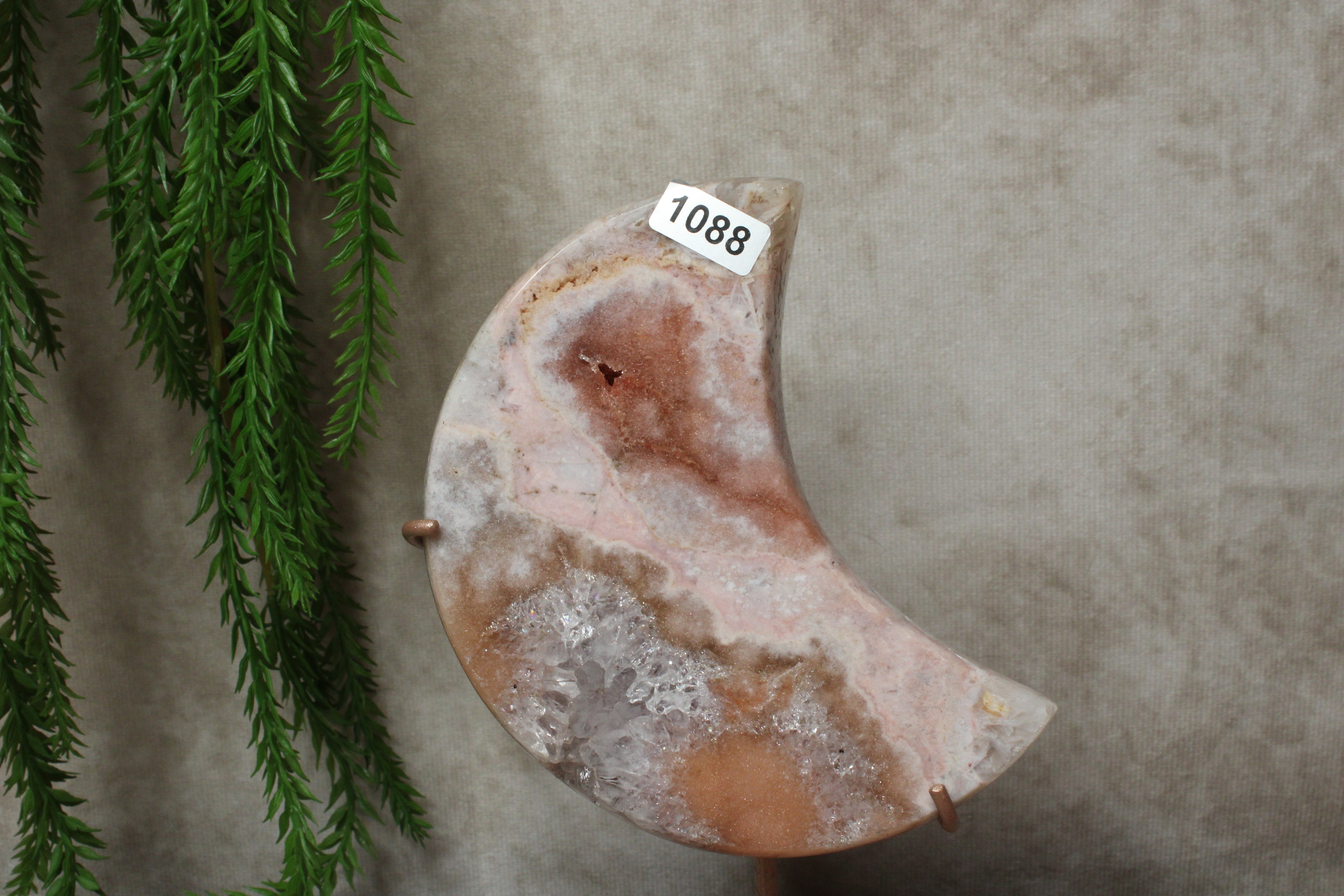 Roze amethist maan #1088