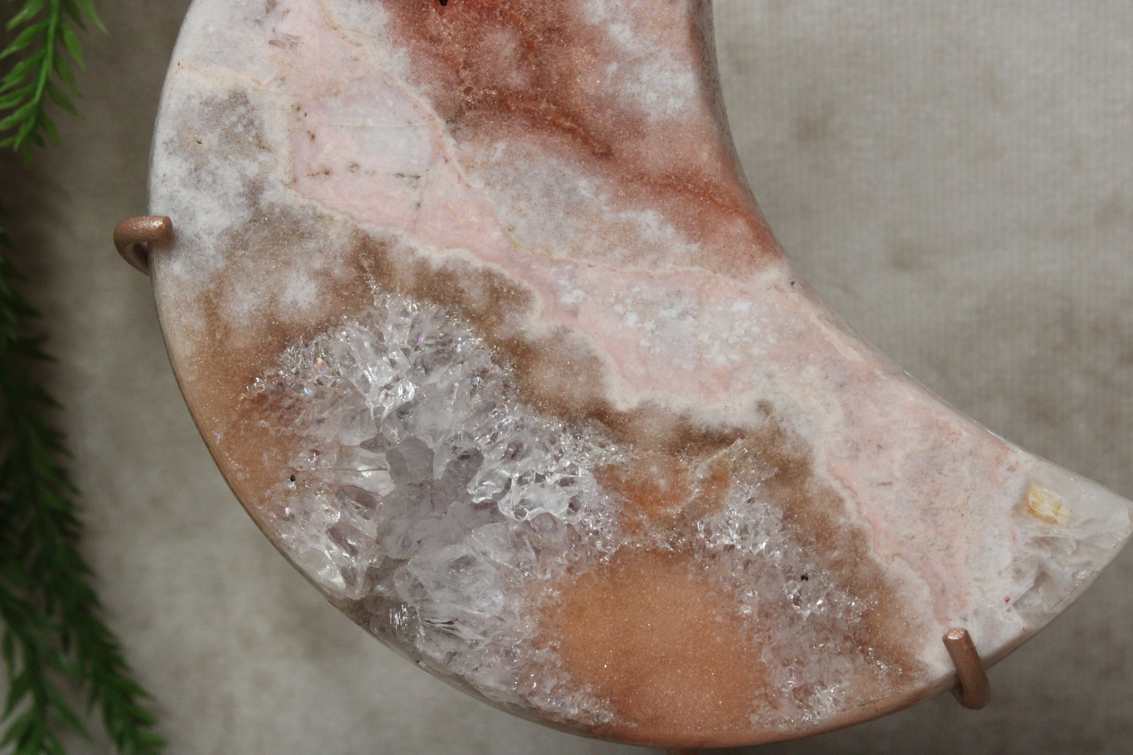 Roze amethist maan #1088