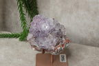 Roze amethist cluster op standaard #1640