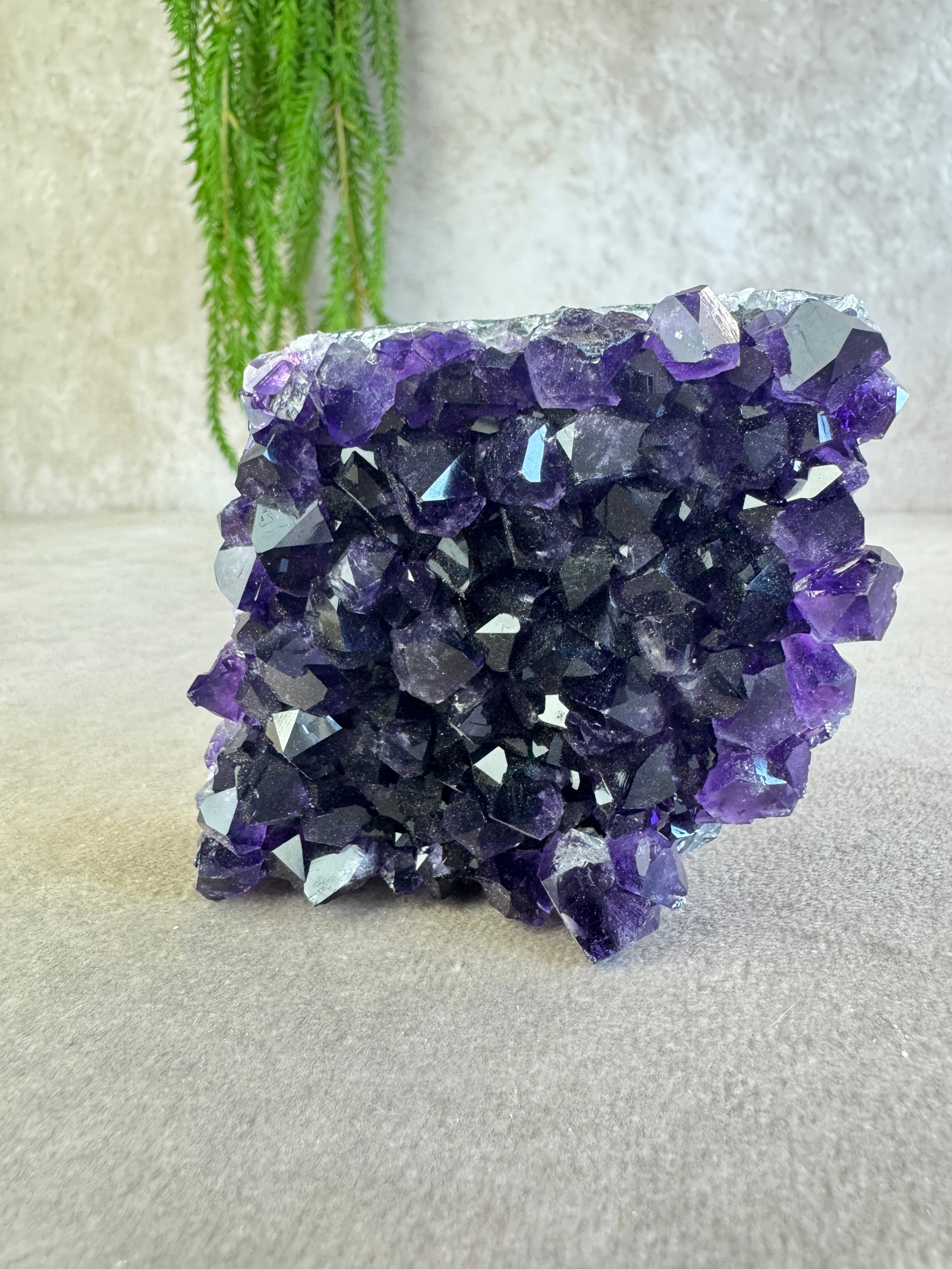 Amethist cluster #0642