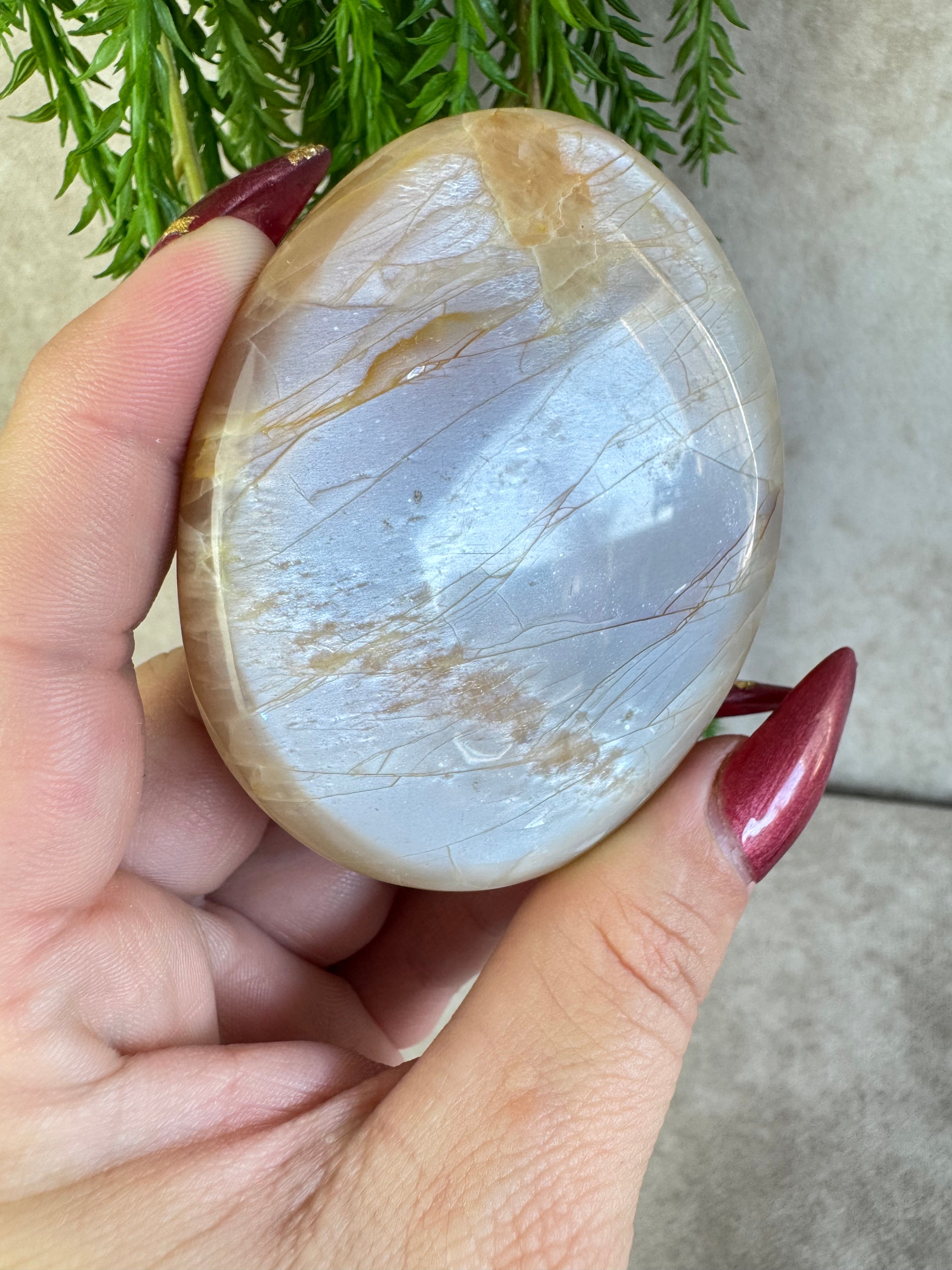 Handsteen maansteen #32