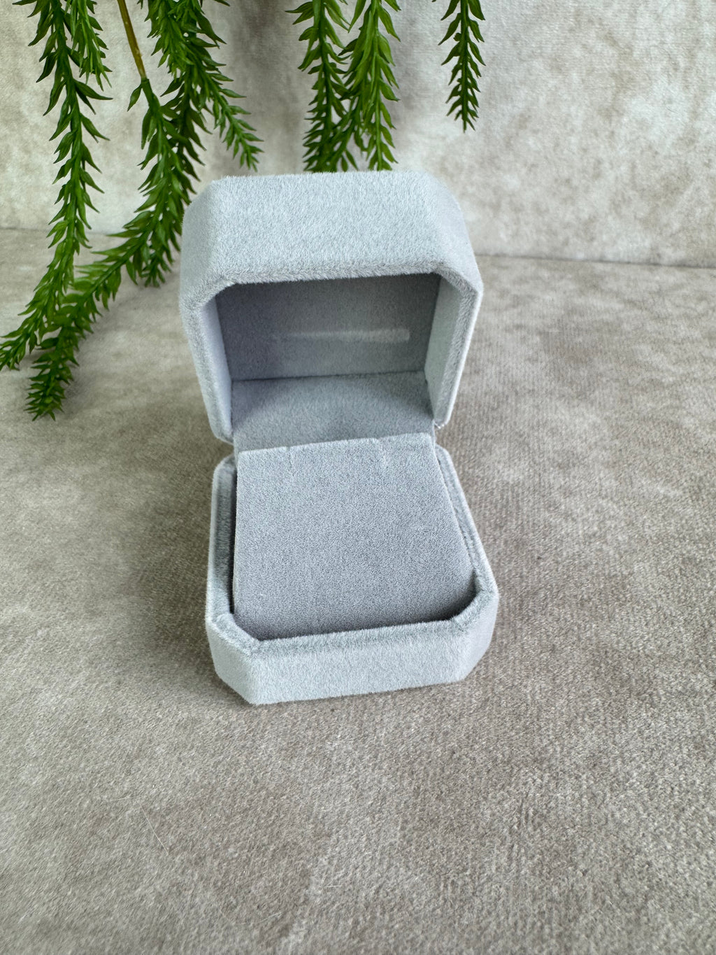 Oorbellen doosje grijs