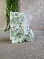 Apofyliet met witte stilbiet cluster
