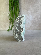 Apofyliet met witte stilbiet cluster