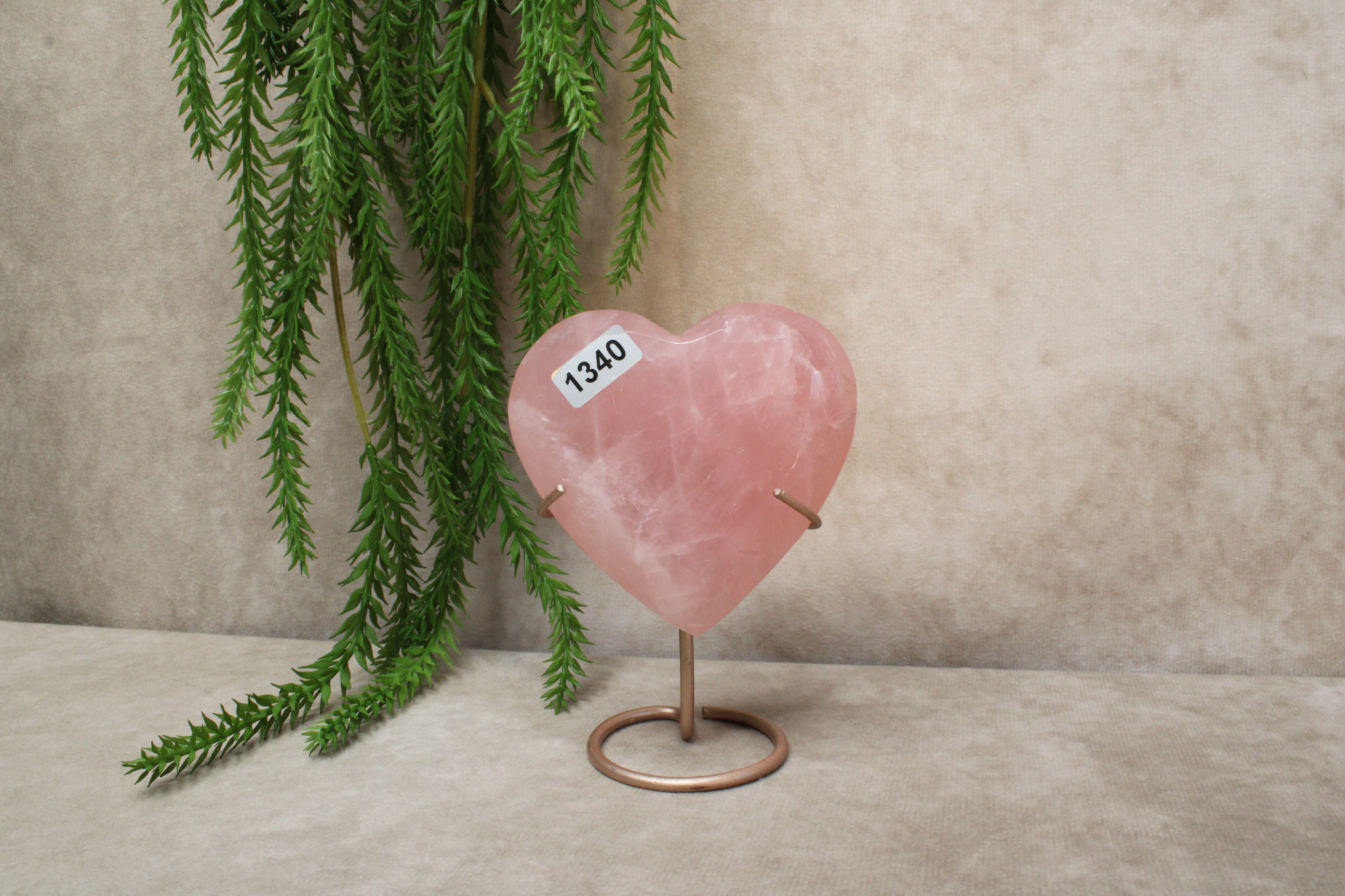 Rozenkwarts hart op standaard #1340