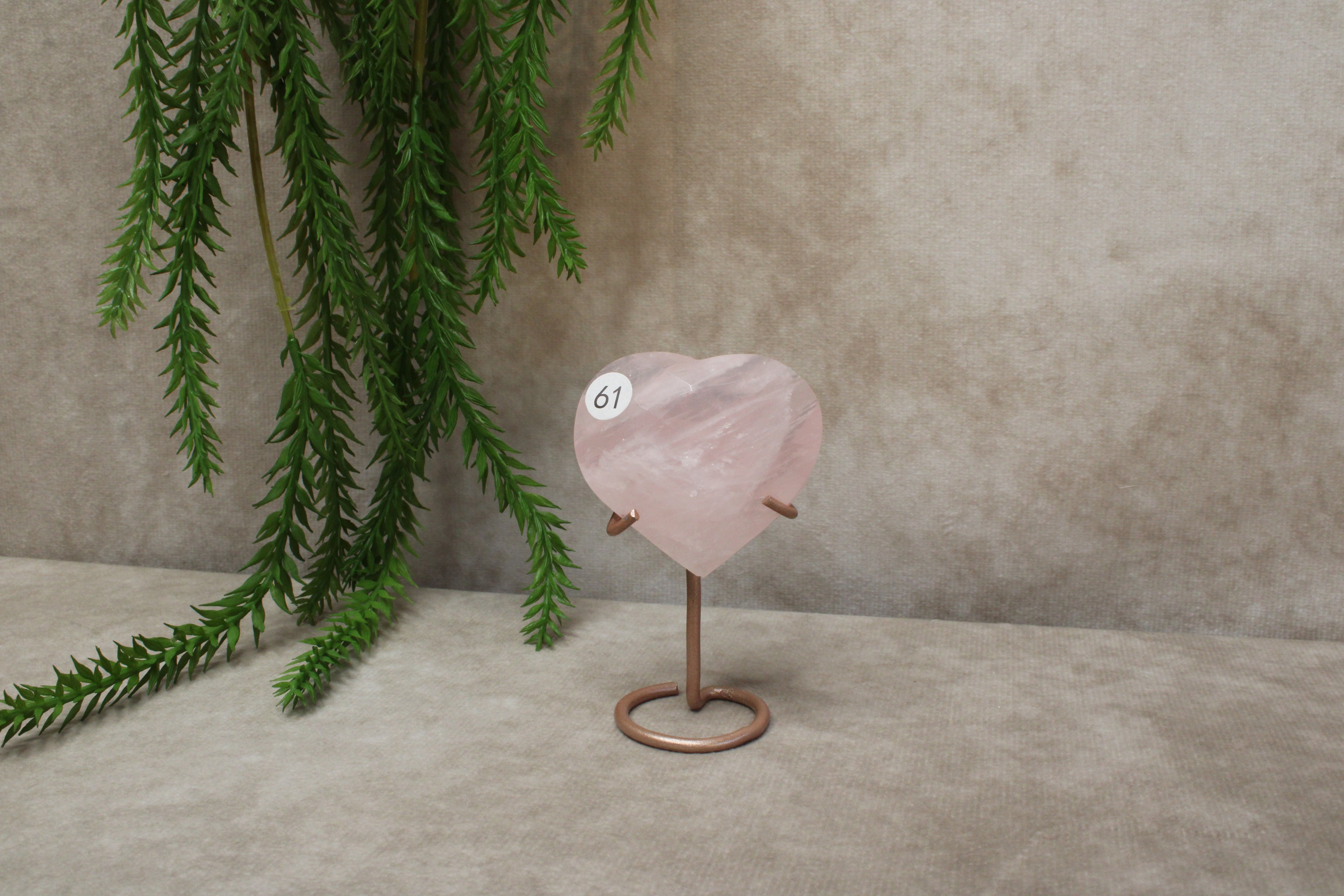 Rozenkwarts hartje op standaard #61