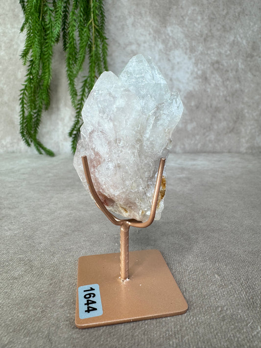 Roze amethist cluster op standaard #1644