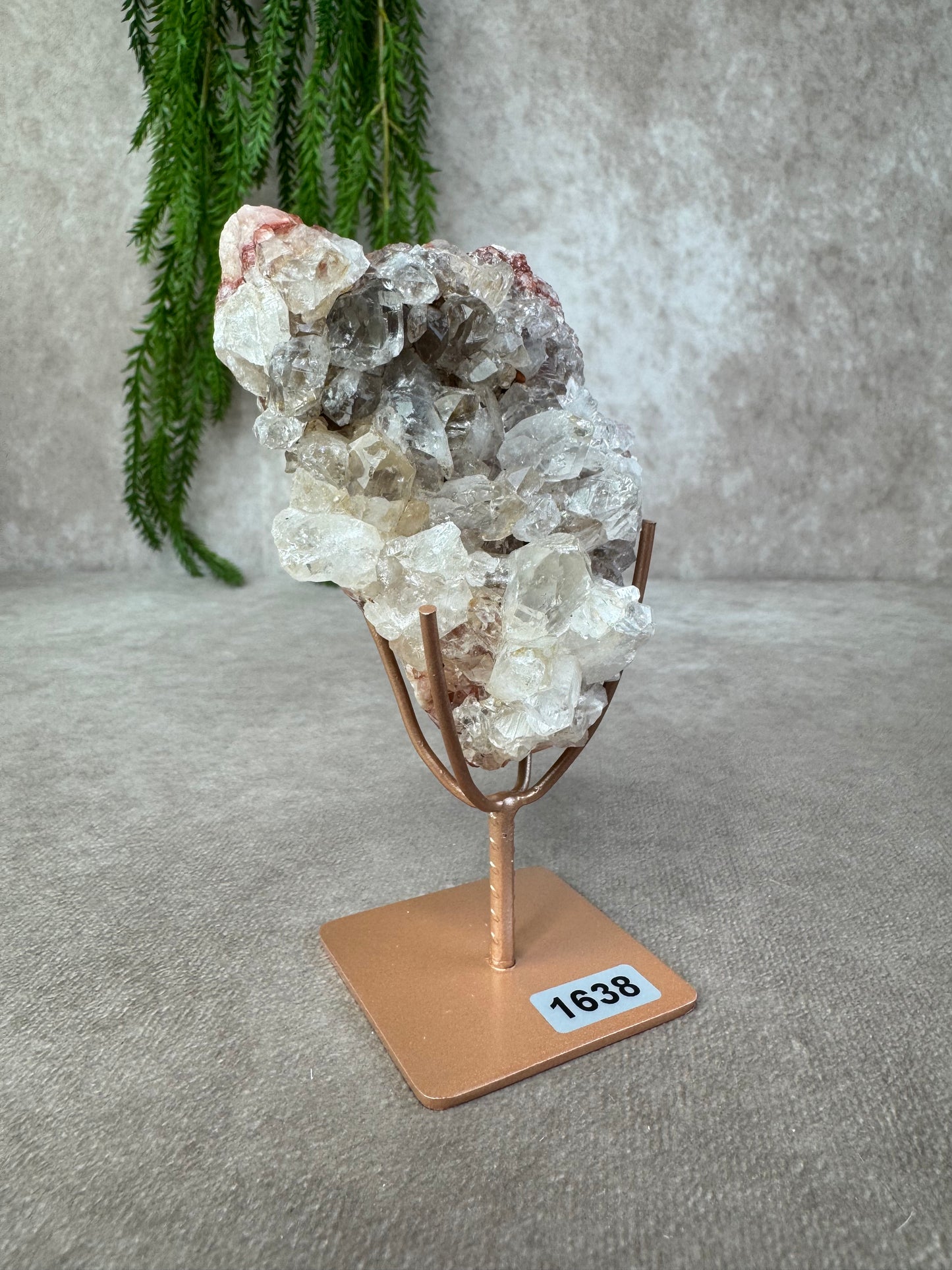 Roze amethist cluster op standaard #1638