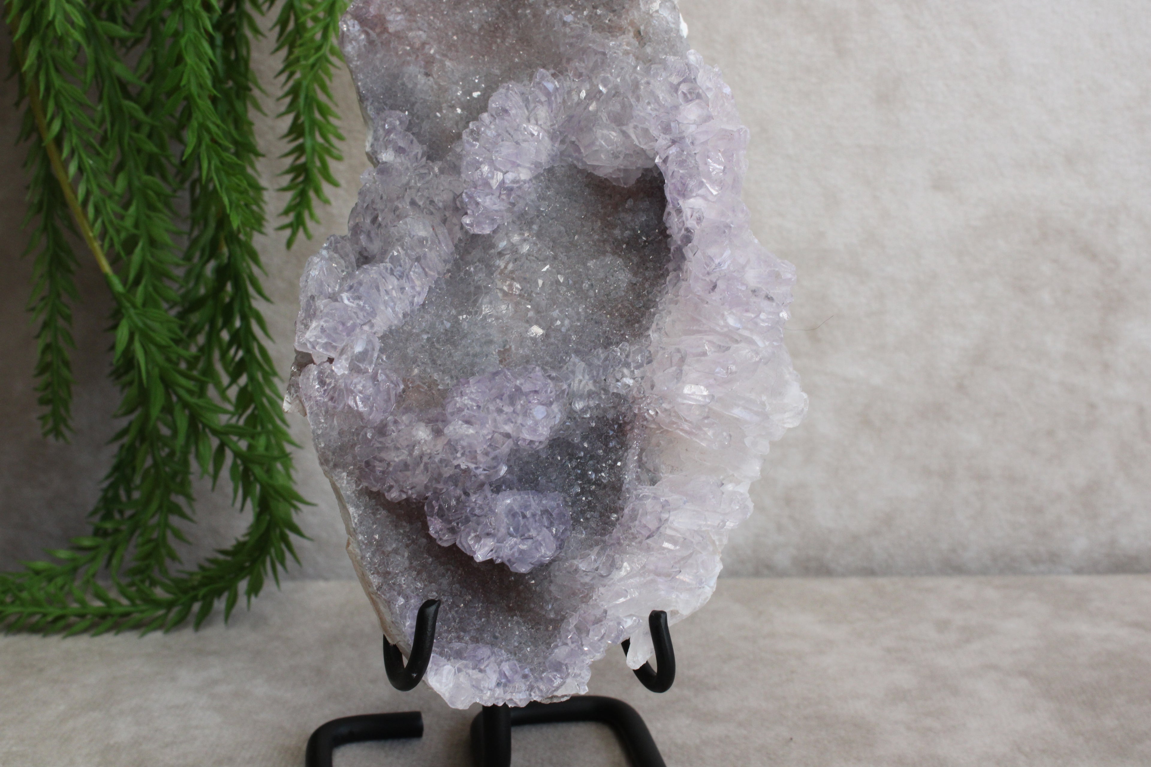 Flower amethist cluster