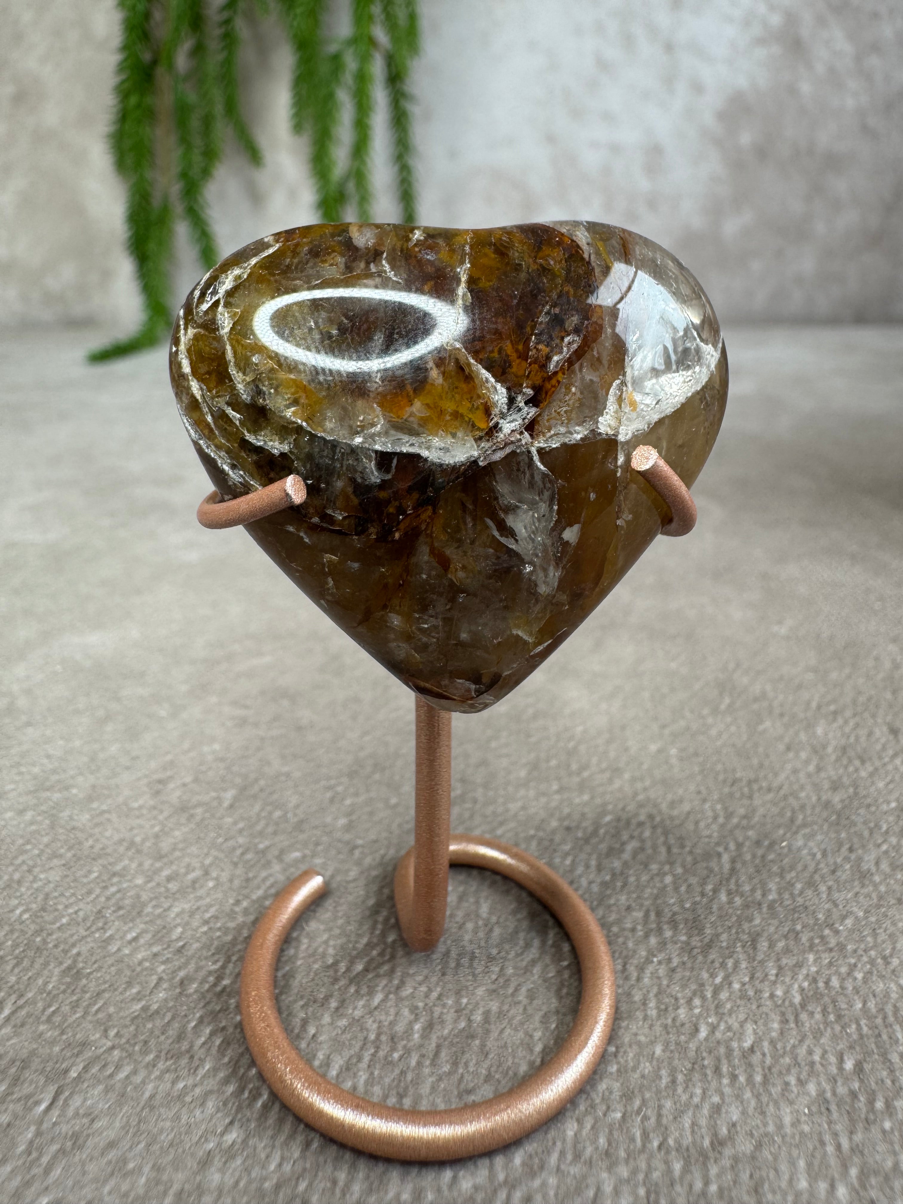 Hartje op standaard golden healer