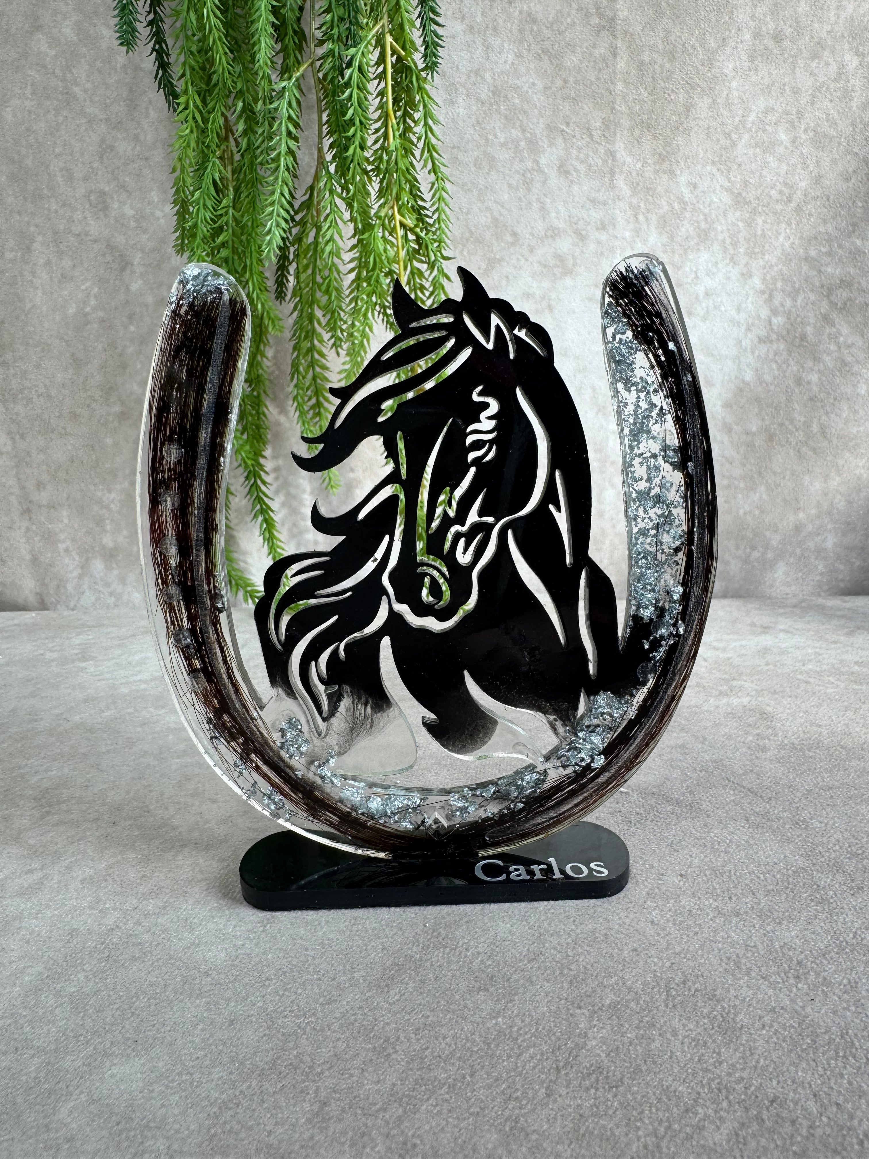 Epoxy hoefijzer met paarden hoofd