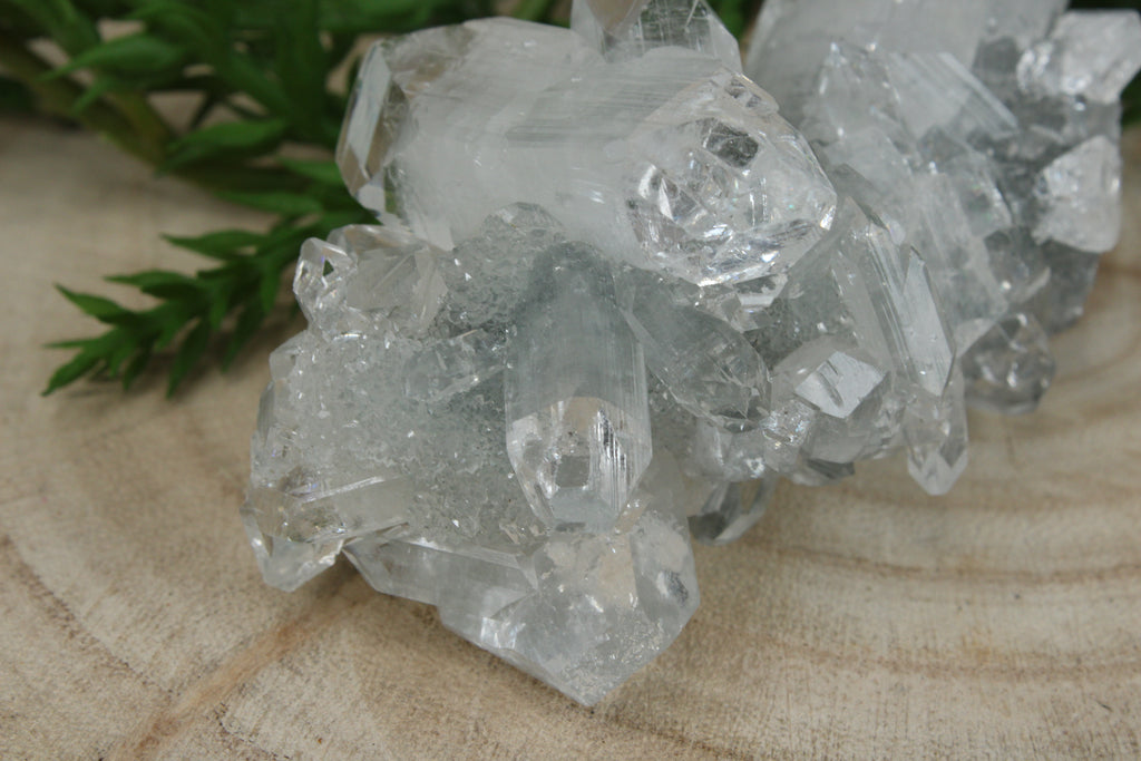 Cluster van blauwe chalcedoon, kwarts en apofylliet #100