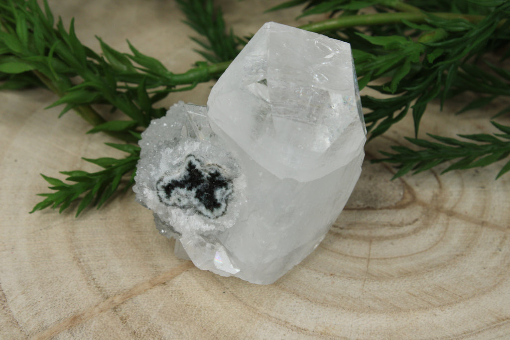 Cluster van blauwe chalcedoon, kwarts en apofylliet #1