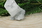 Cluster van blauwe chalcedoon, kwarts en apofylliet #1
