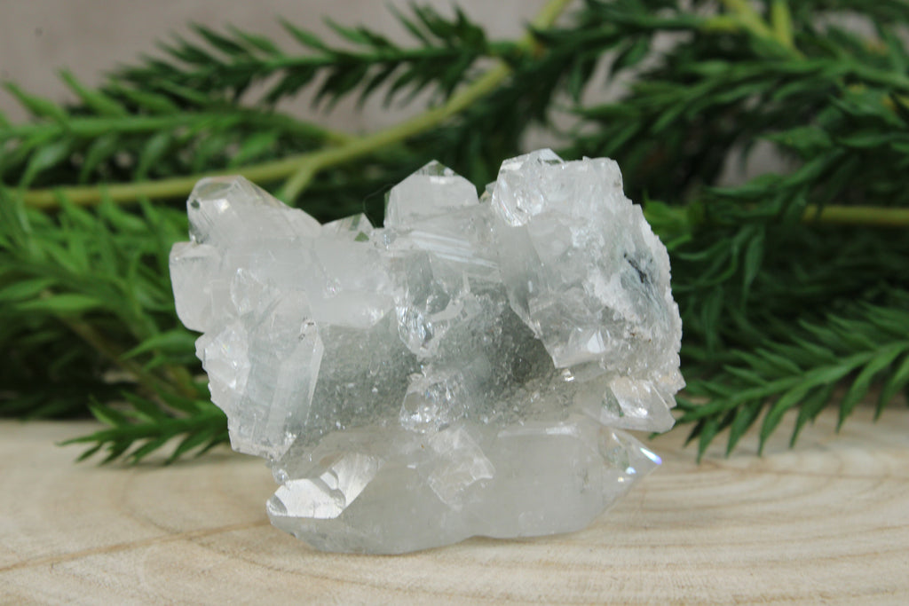 Chalcedoon, kwarts en apofylliet  cluster #91