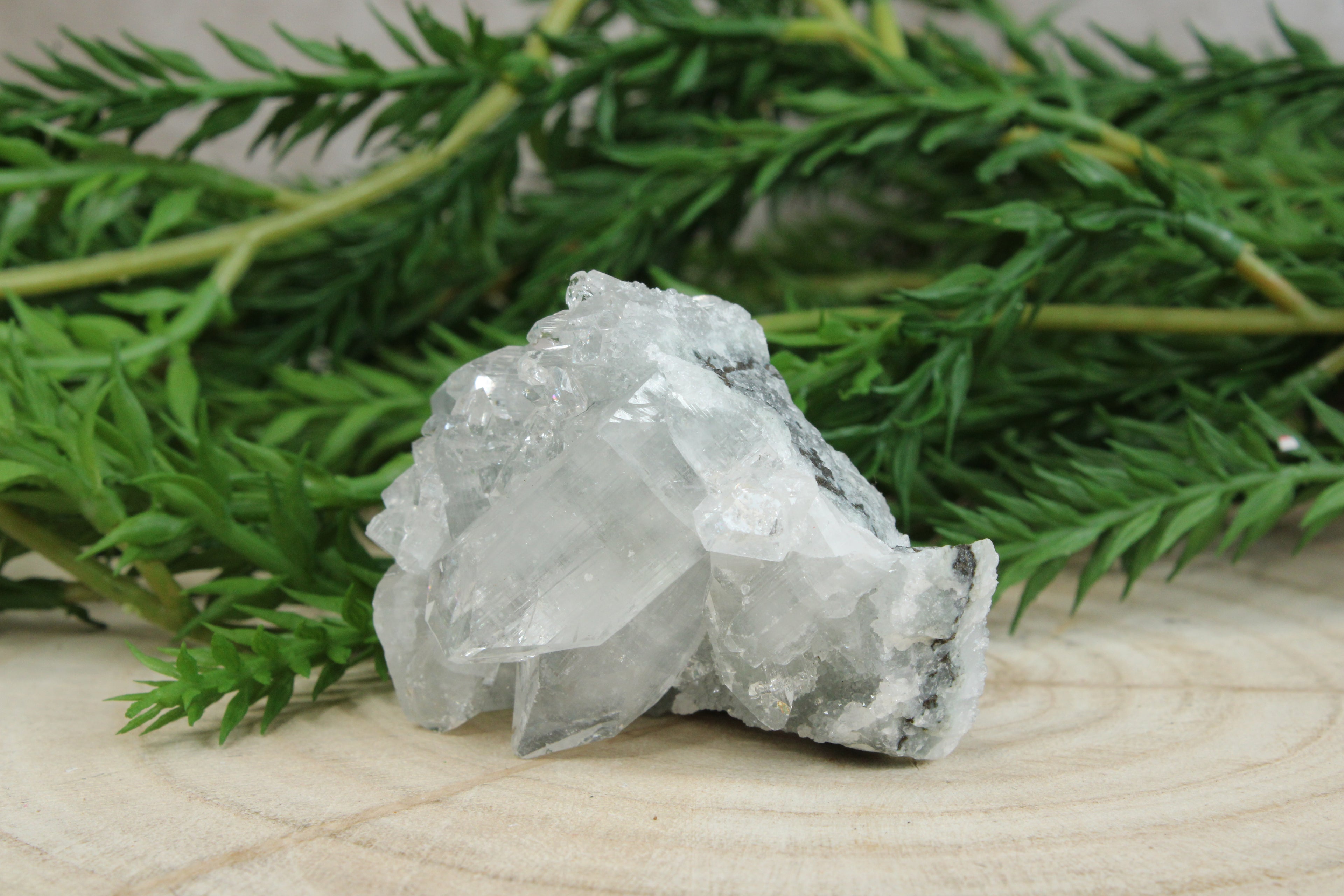 Cluster van blauwe chalcedoon, kwarts en apofylliet #6