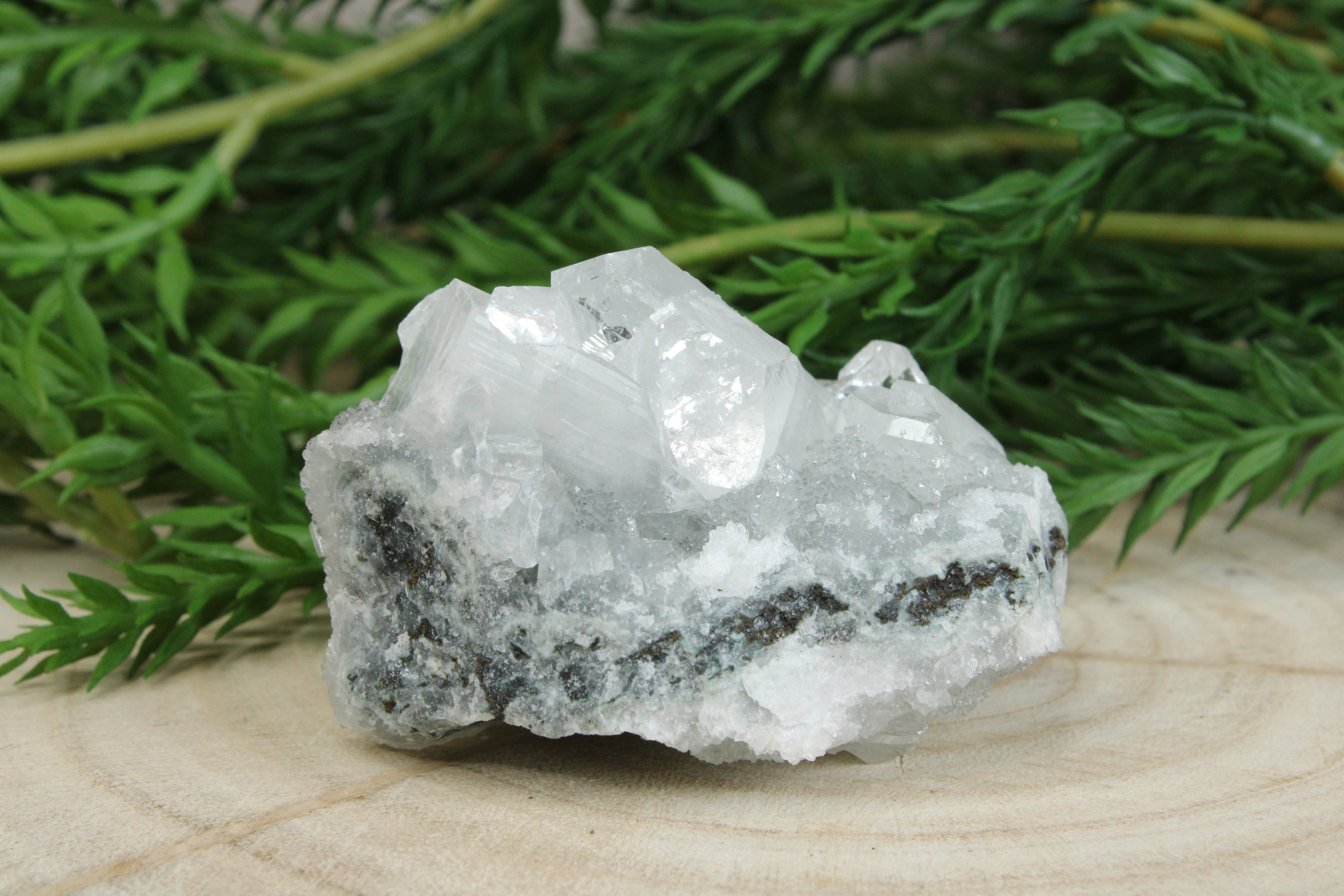 Cluster van blauwe chalcedoon, kwarts en apofylliet #6