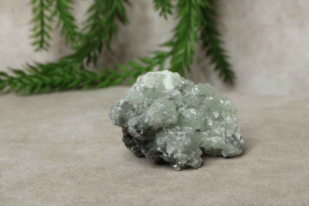 Prehniet cluster #50