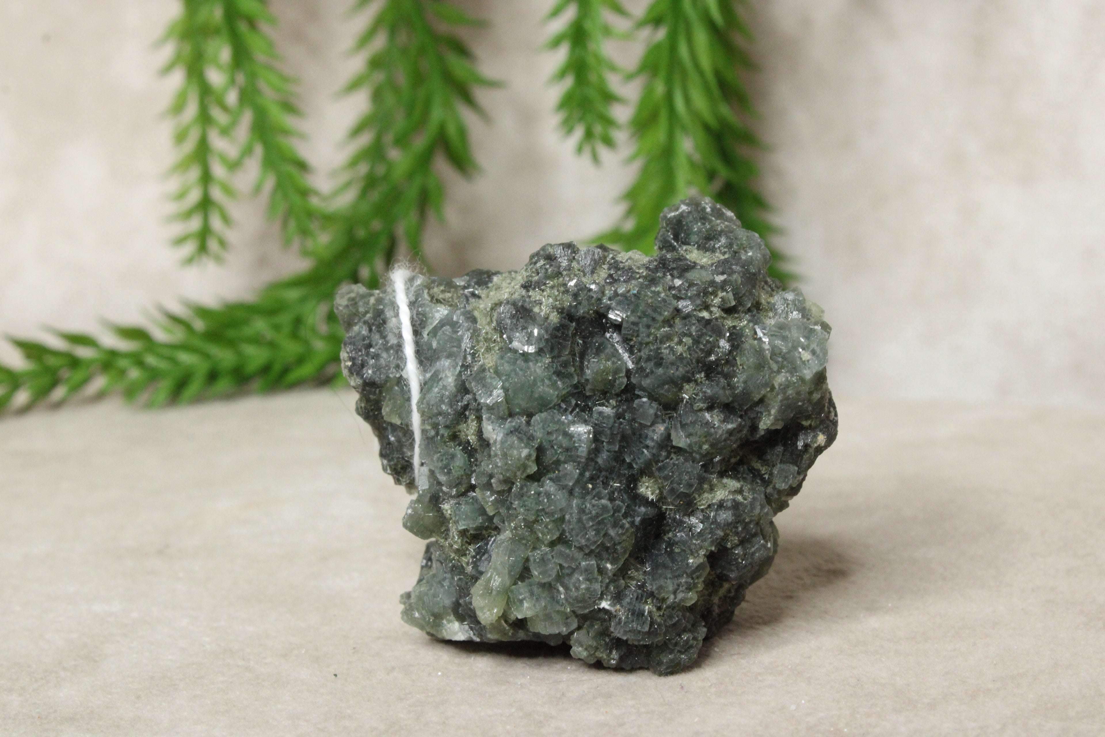 Prehniet cluster #51